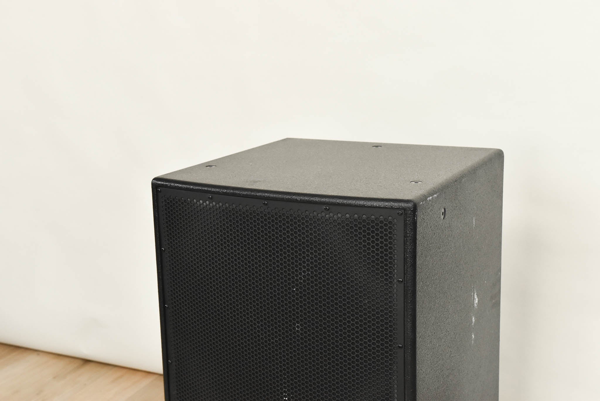 EAW SB625zP Dual 15-inch Subwoofer