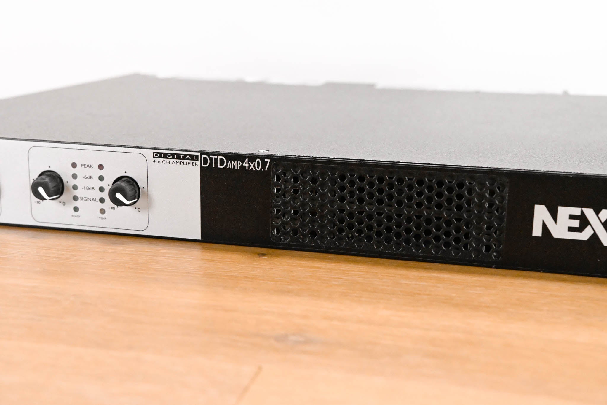 NEXO DTDAMP4X0.7U Four-Channel Power Amplifier