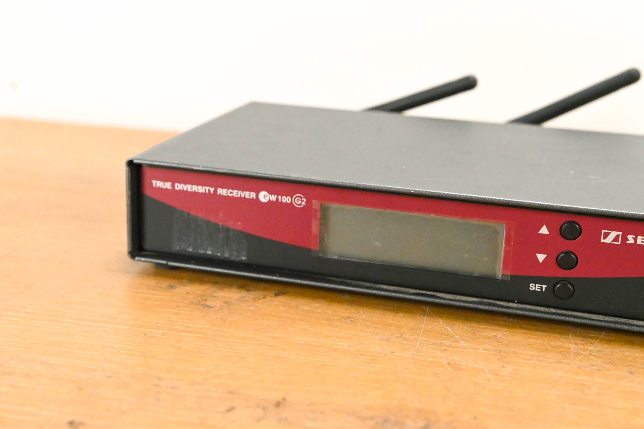Sennheiser EM 100 G2 Wireless Receiver - 518-554 MHz (NO POWER SUPPLY)