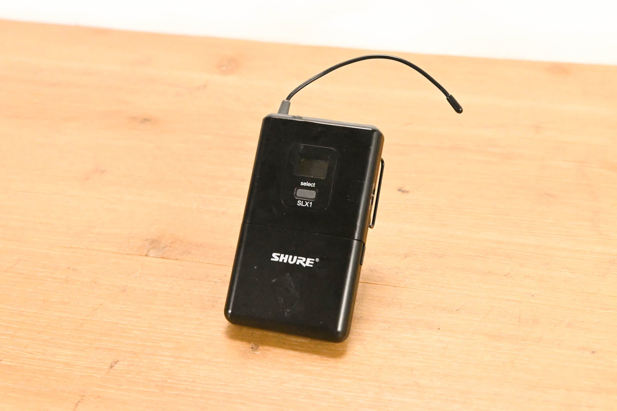 Shure SLX14 Bodypack Wireless System - J3 Band (NO POWER SUPPLY)