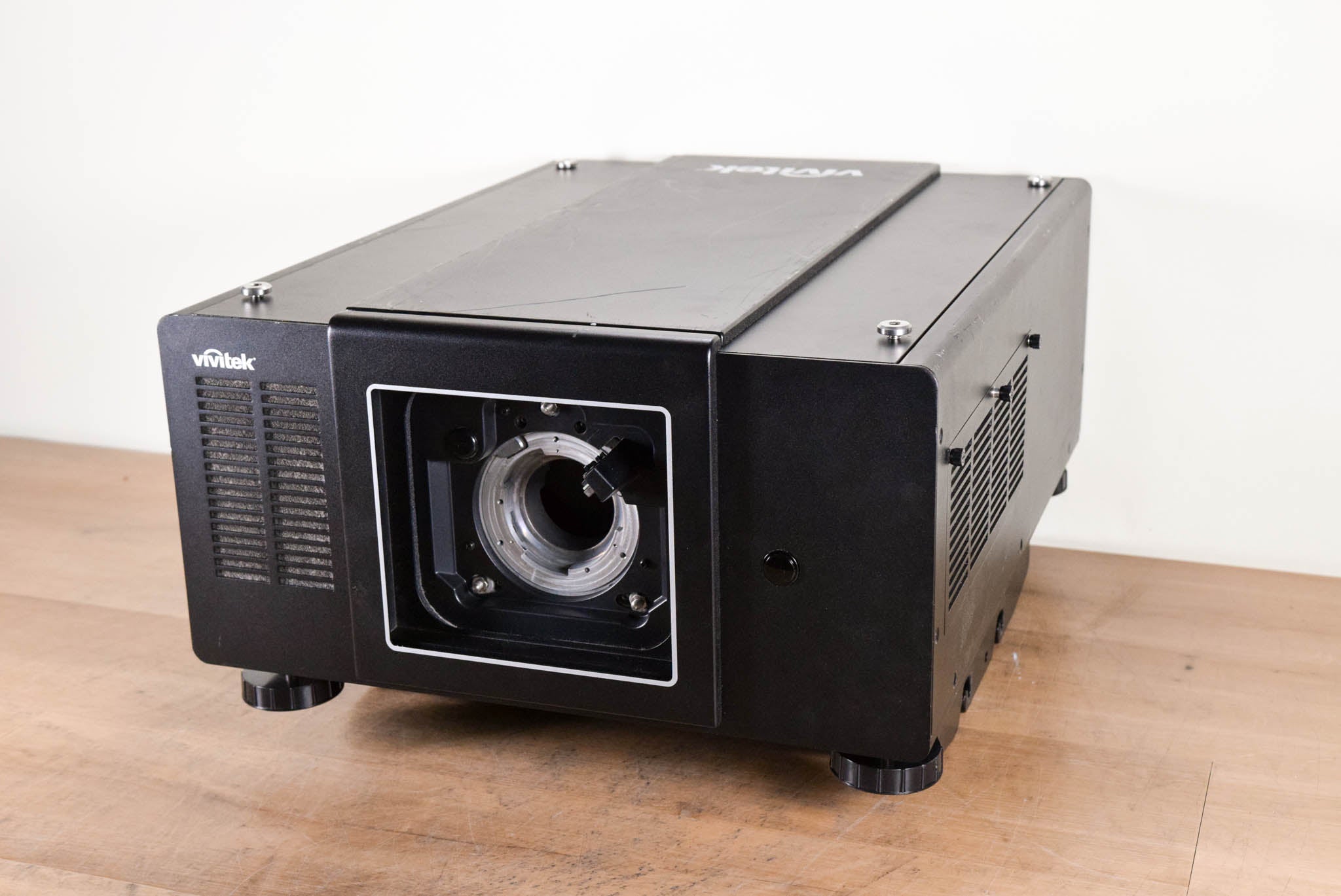 Vivitek DU9000 12,000 Lumen WUXGA Large Venue Projector