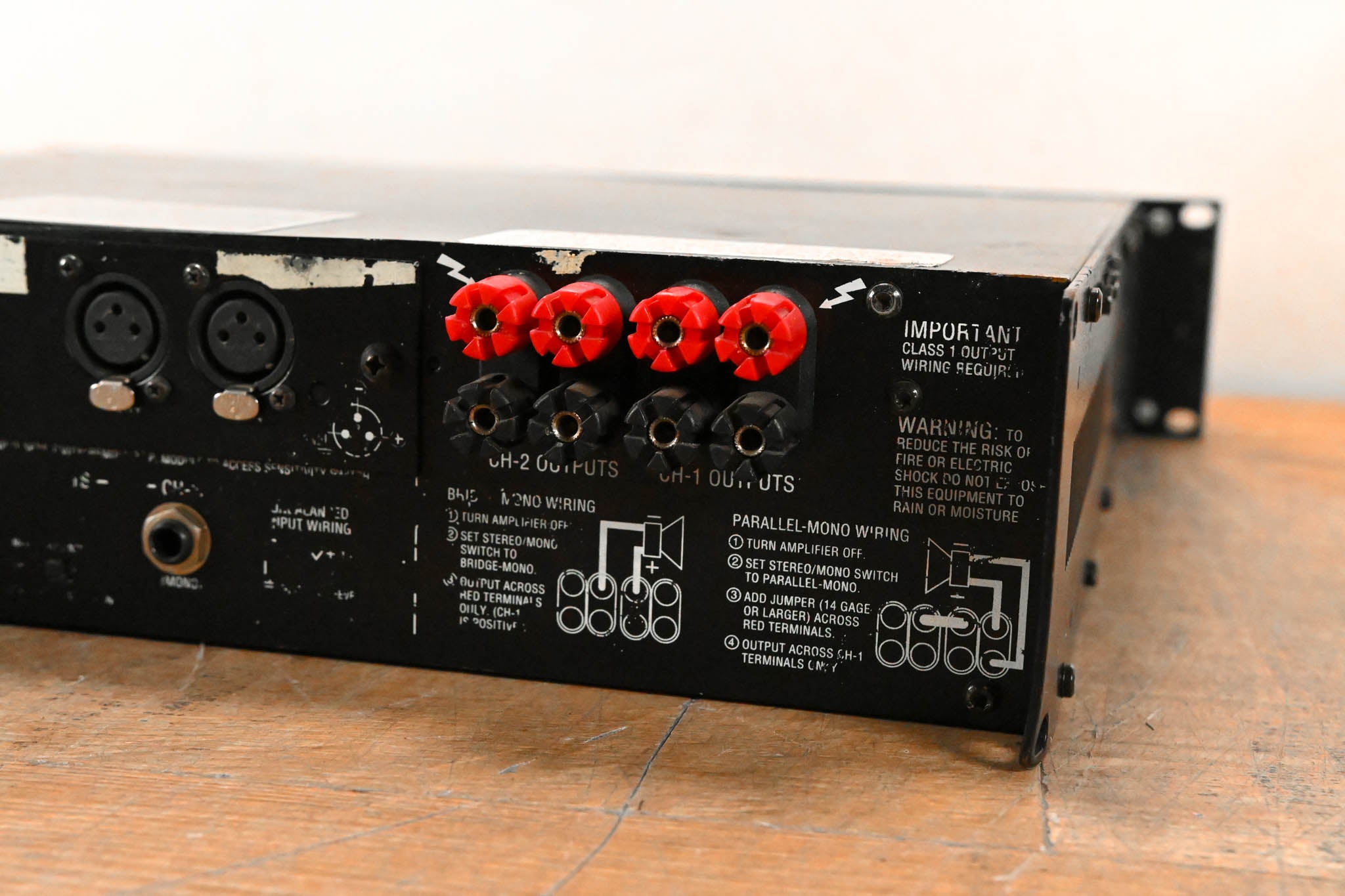 Crown Macro-Tech 3600VZ 2-Channel Power Amplifier