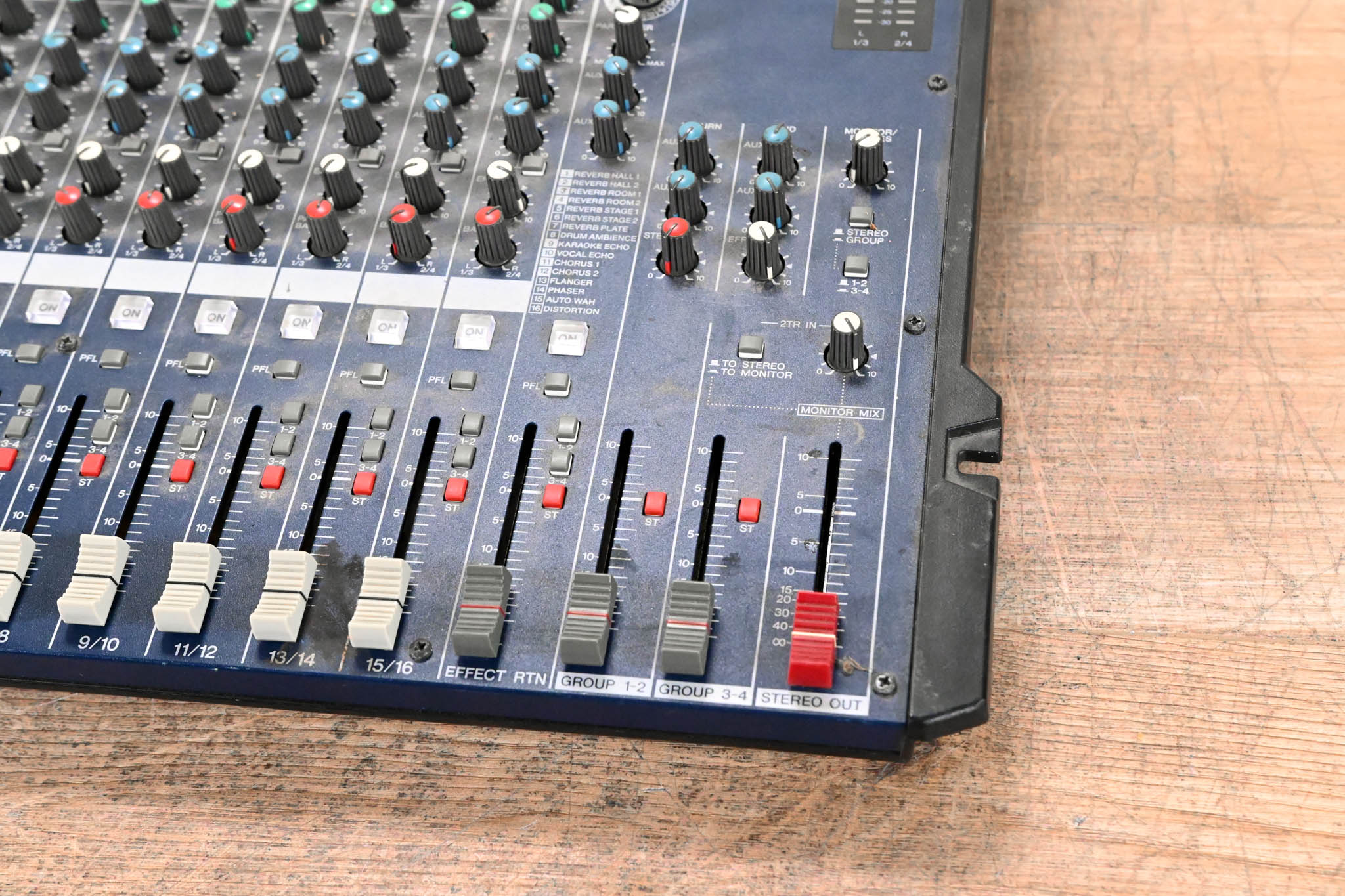 Yamaha MG166CX 16-Channel Analog Mixer