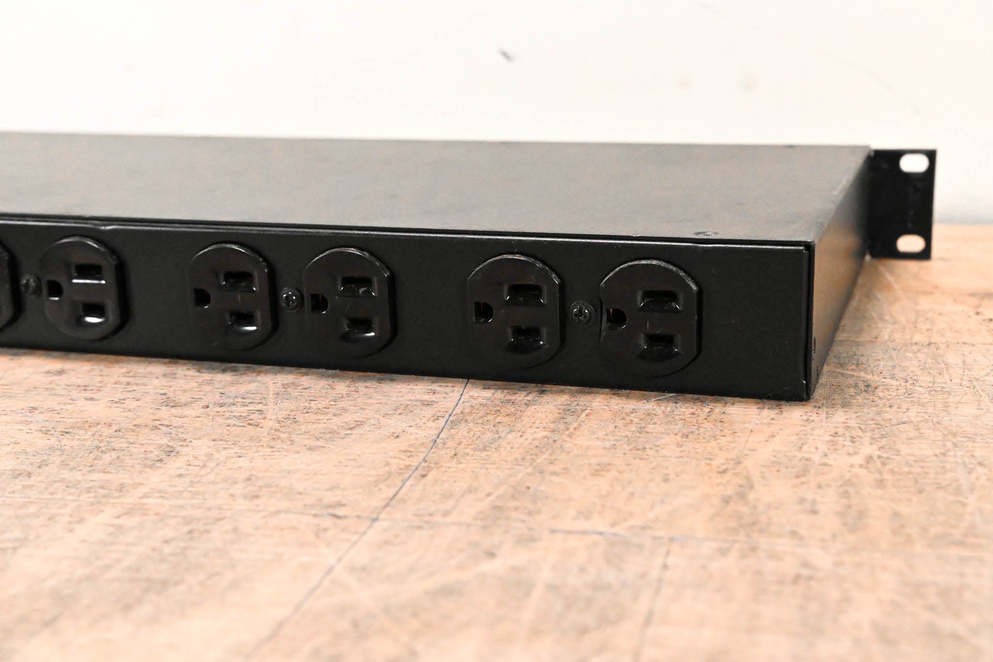 ETA Systems PD8 Conditioned Power Distribution Unit