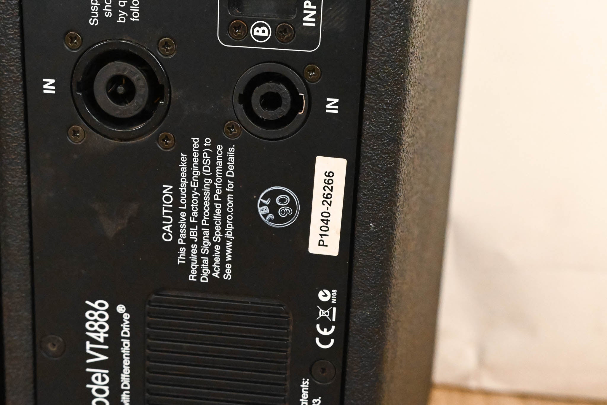 JBL VT4886 Dual 6.5" Passive Compact Line Array Loudspeakers (PAIR)