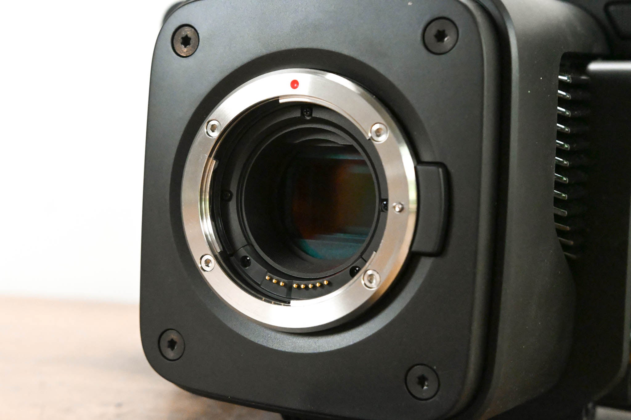 Blackmagic Design Studio Camera 6K Pro (EF Mount)