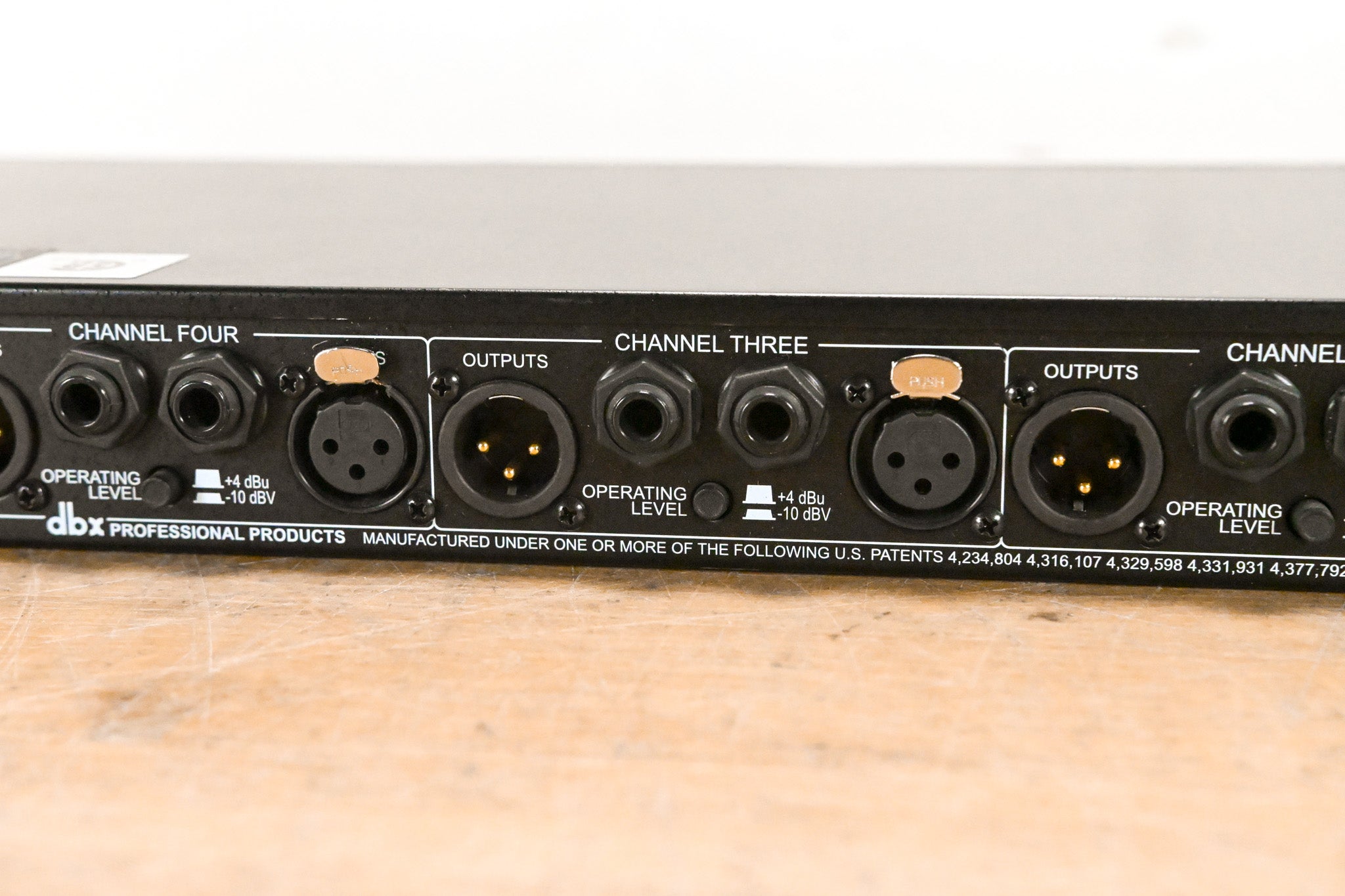 dbx 1046 Quad Compressor/Limiter