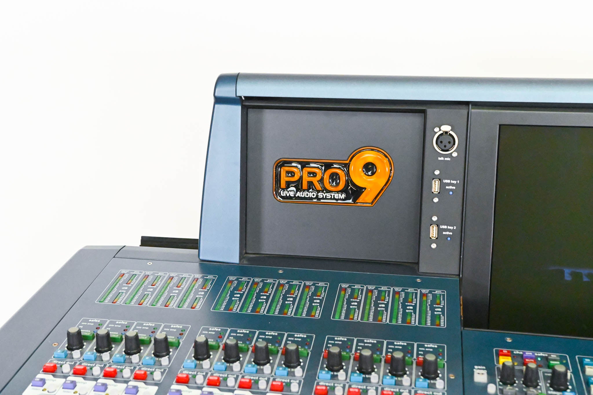 Midas PRO9 Live Audio Mixing System with DL371 Engine and Road Case