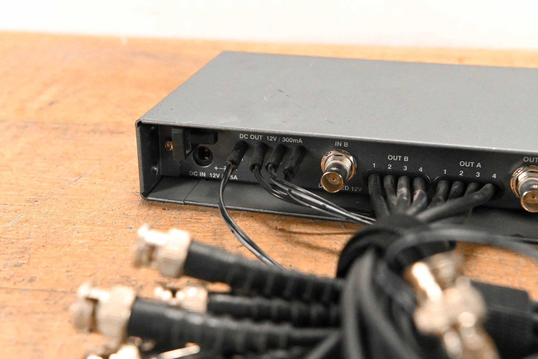 Sennheiser ASP 2 Antenna and Power Distribution System (NO POWER SUPPLY)