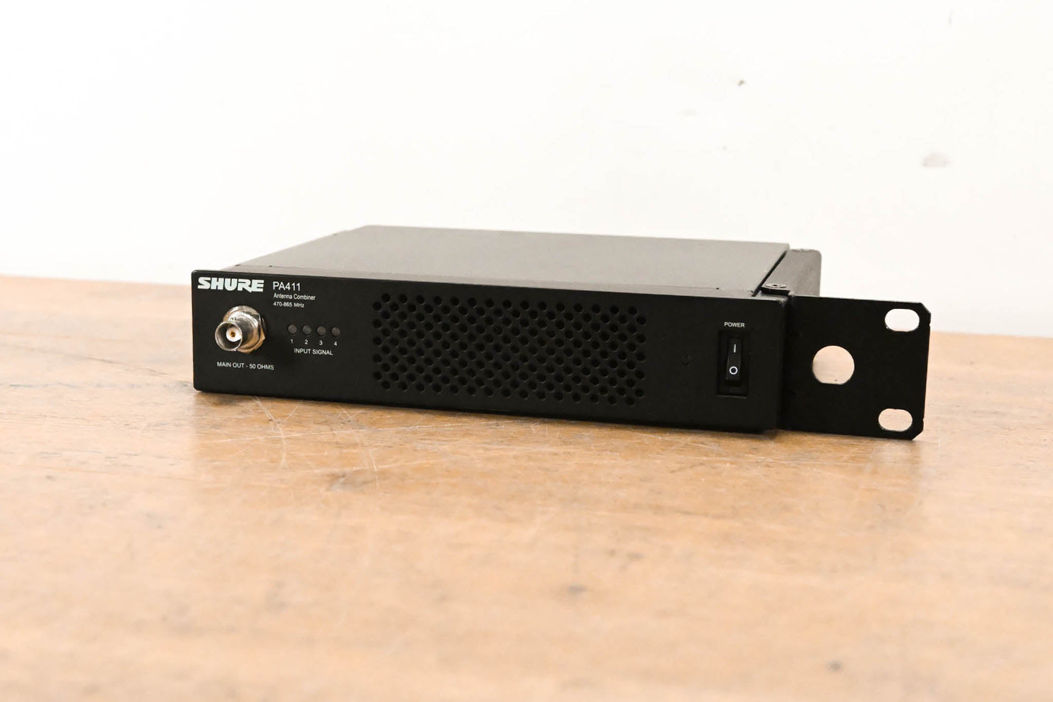 Shure PA411 Antenna Combiner for PSM 300 Series Wireless NO POWER SUPPLY