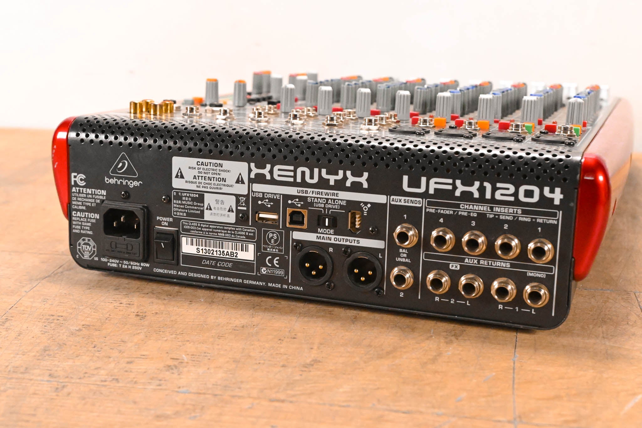 Behringer XENYX UFX1204 12-Input 4-Bus Mixer with USB and Effects