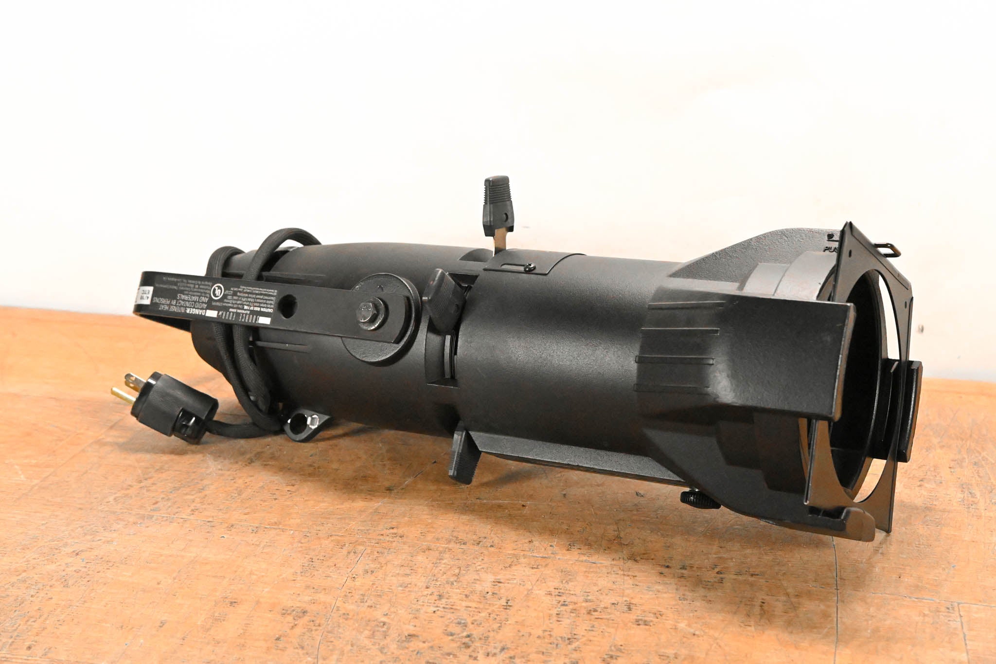 ETC Source Four Jr 26 Degree 575 Ellipsoidal Light