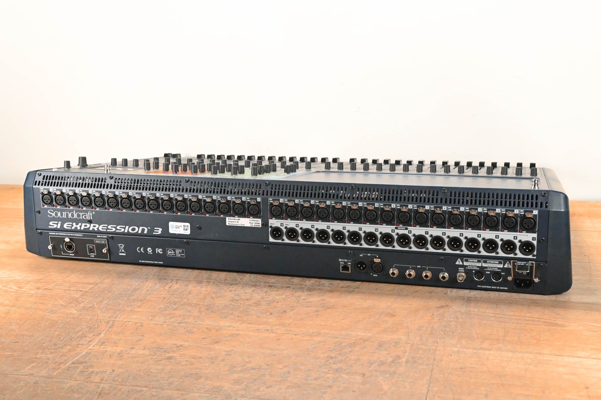 Soundcraft Si Expression 3 32-Channel Digital Mixer with MADI-USB Card
