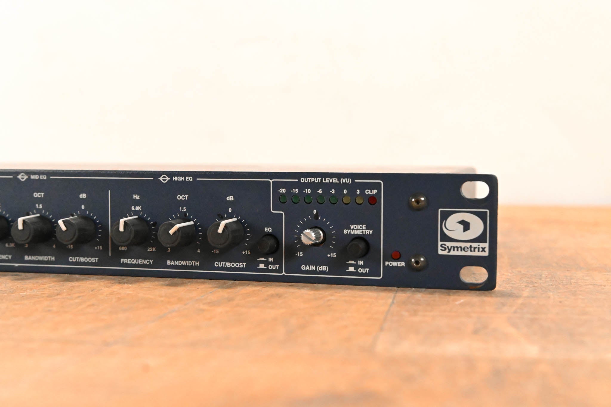 Symetrix 528E Voice Processor Microphone Preamp