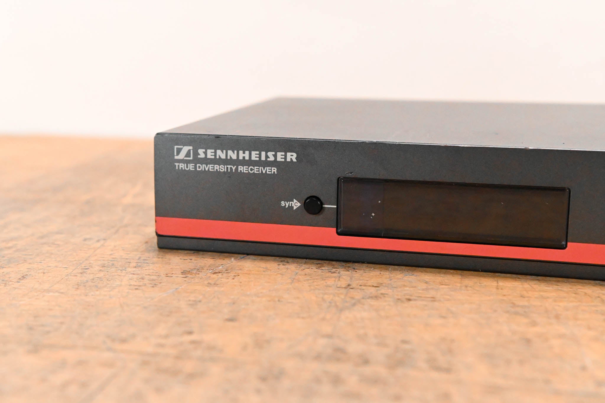Sennheiser EM 100 G3 Wireless Receiver - 516-558 MHz (NO POWER SUPPLY)