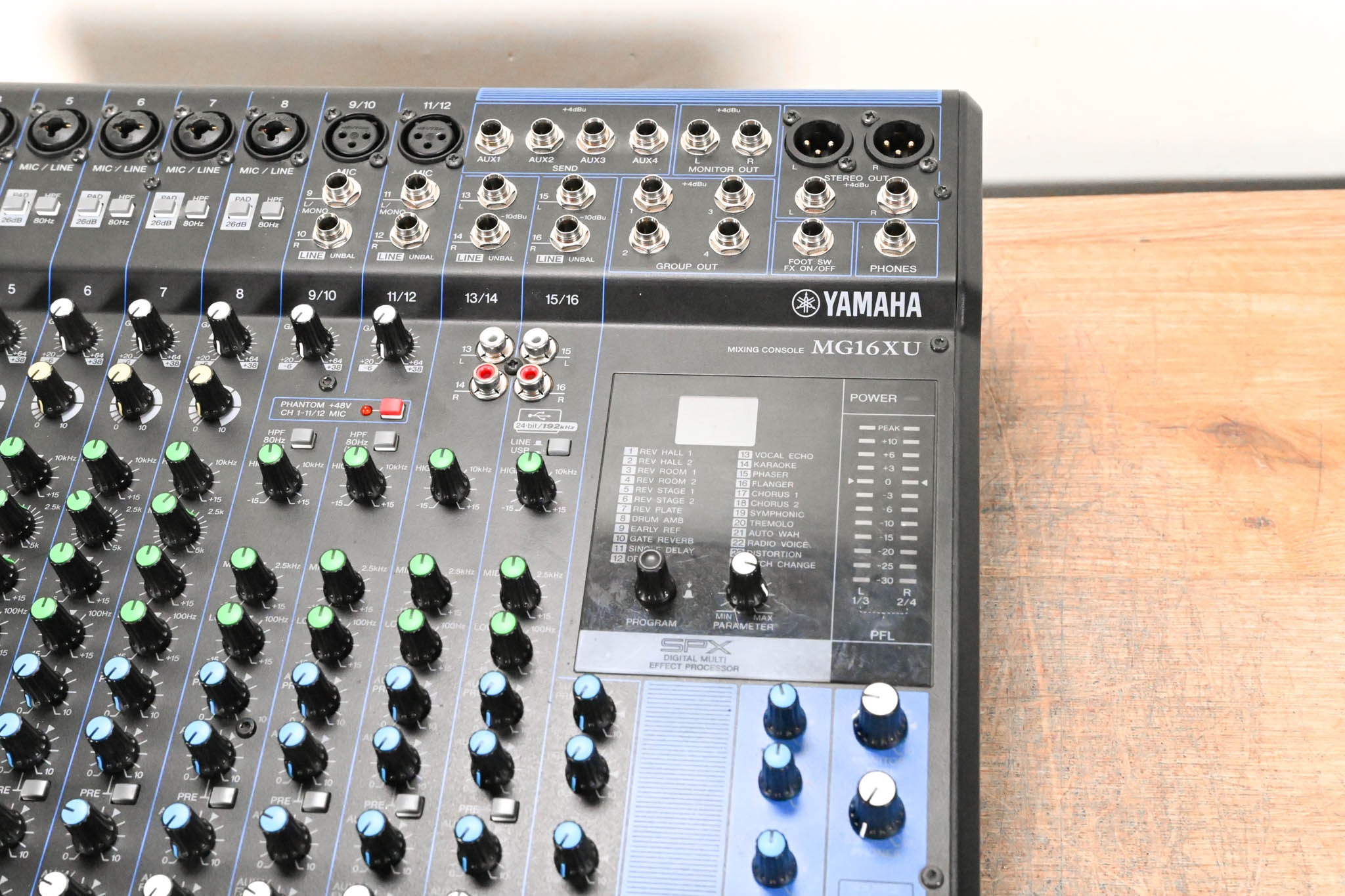 Yamaha MG16XU 16-Channel Mixer with USB and Effects