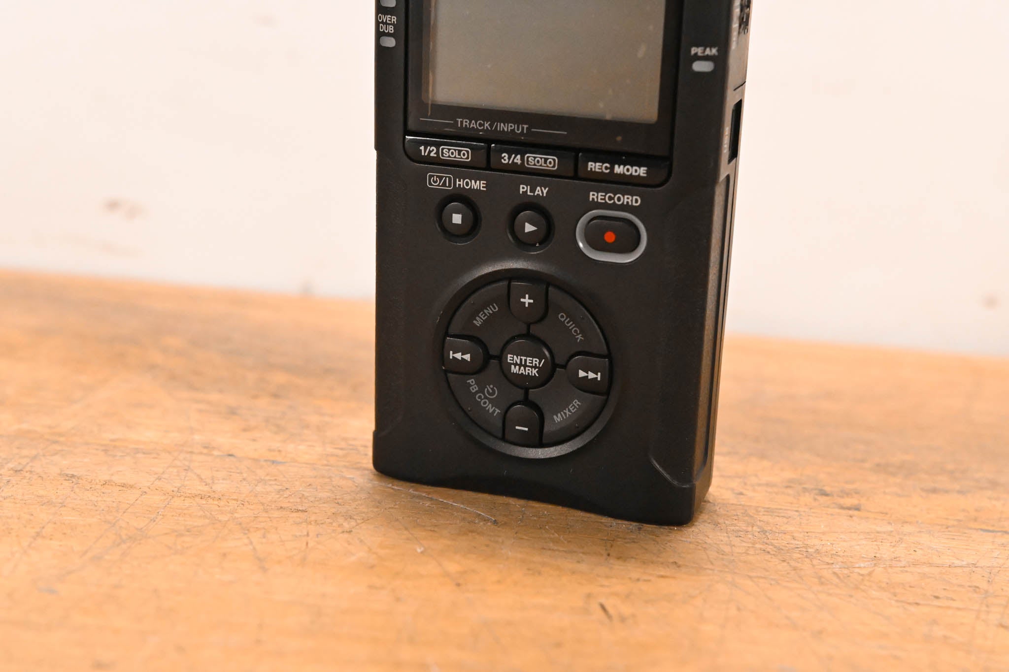 TASCAM DR-40 Handheld 4-Track Recorder