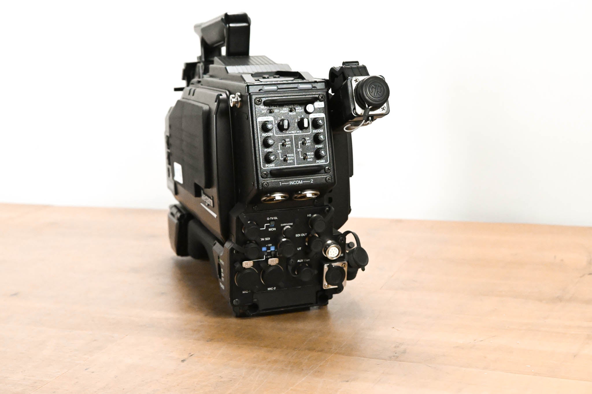 Ikegami HC-HD300 3-CMOS Full HD Camera w/ FA-300 Fiber Adapter