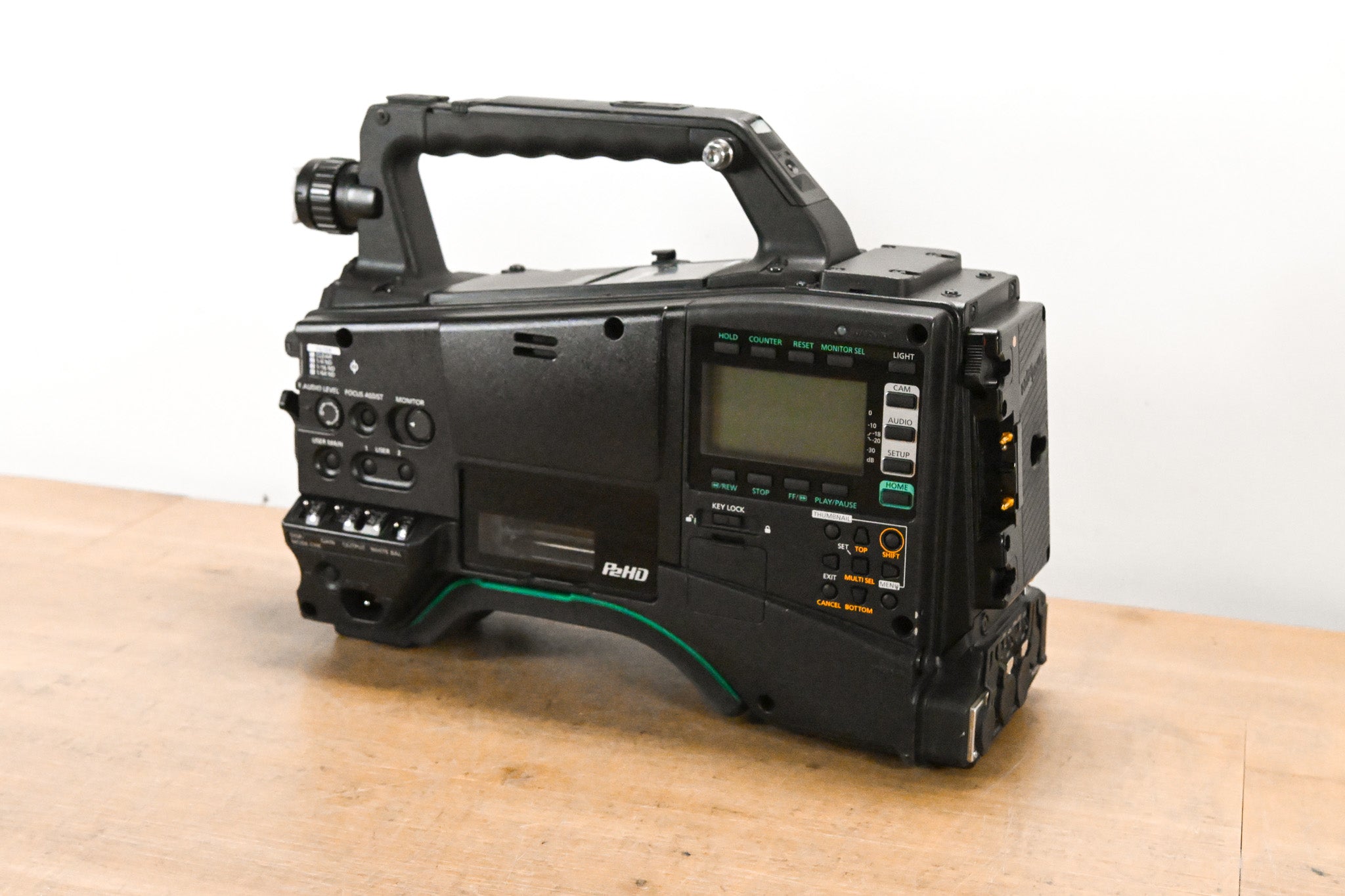 Panasonic AJ-PX800G P2 HD AVC-ULTRA Camcorder