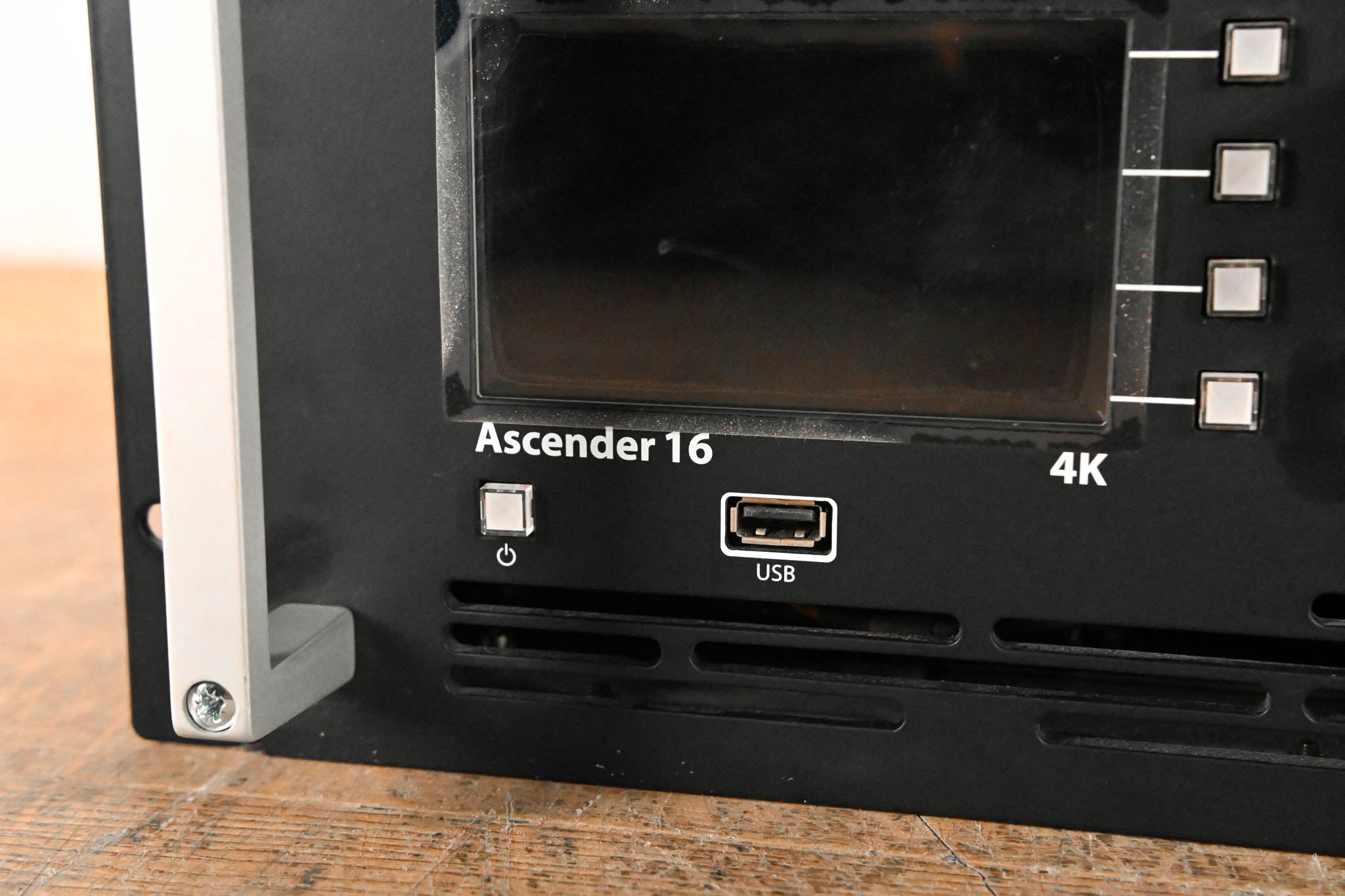Analog Way Ascender 16-4K Switcher/Video Wall Controller