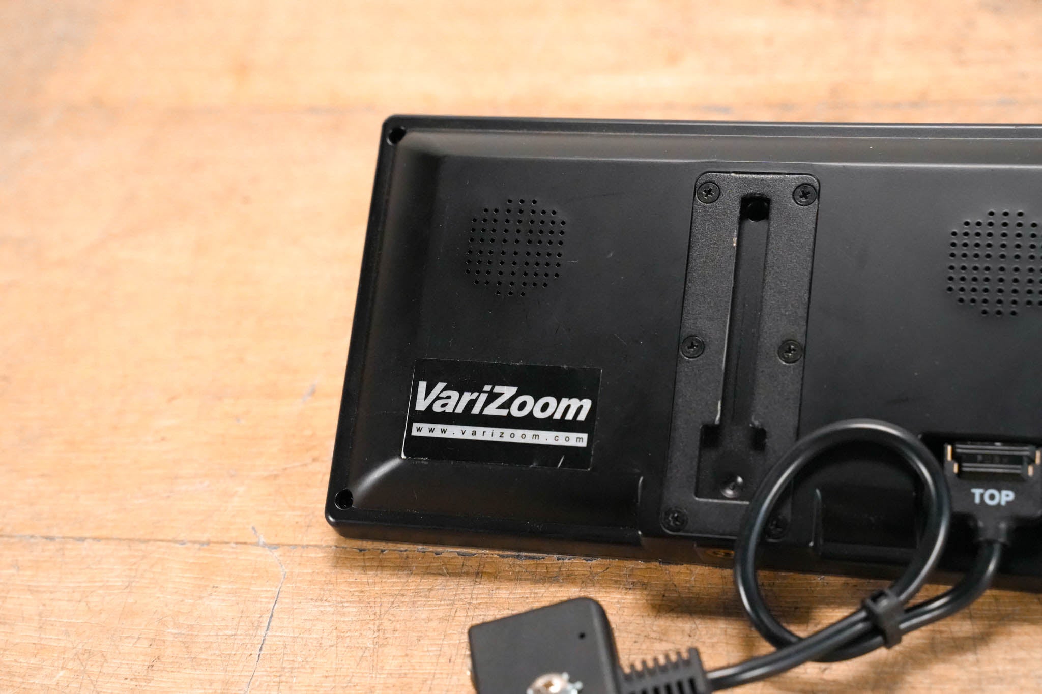VariZoom VZ-TFT7 7″ LCD Monitor (NO POWER SUPPLY)