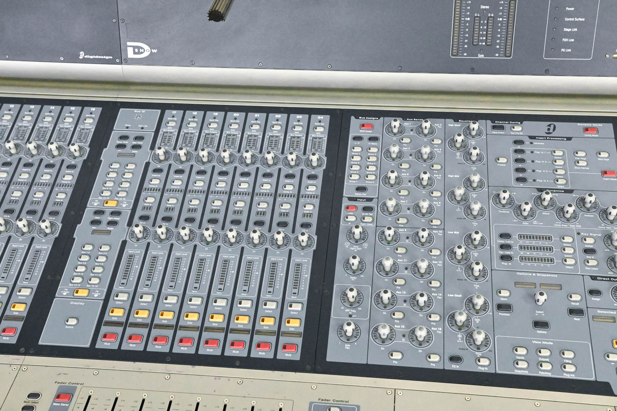 Digidesign VENUE D-Show Console Surface with Sidecar