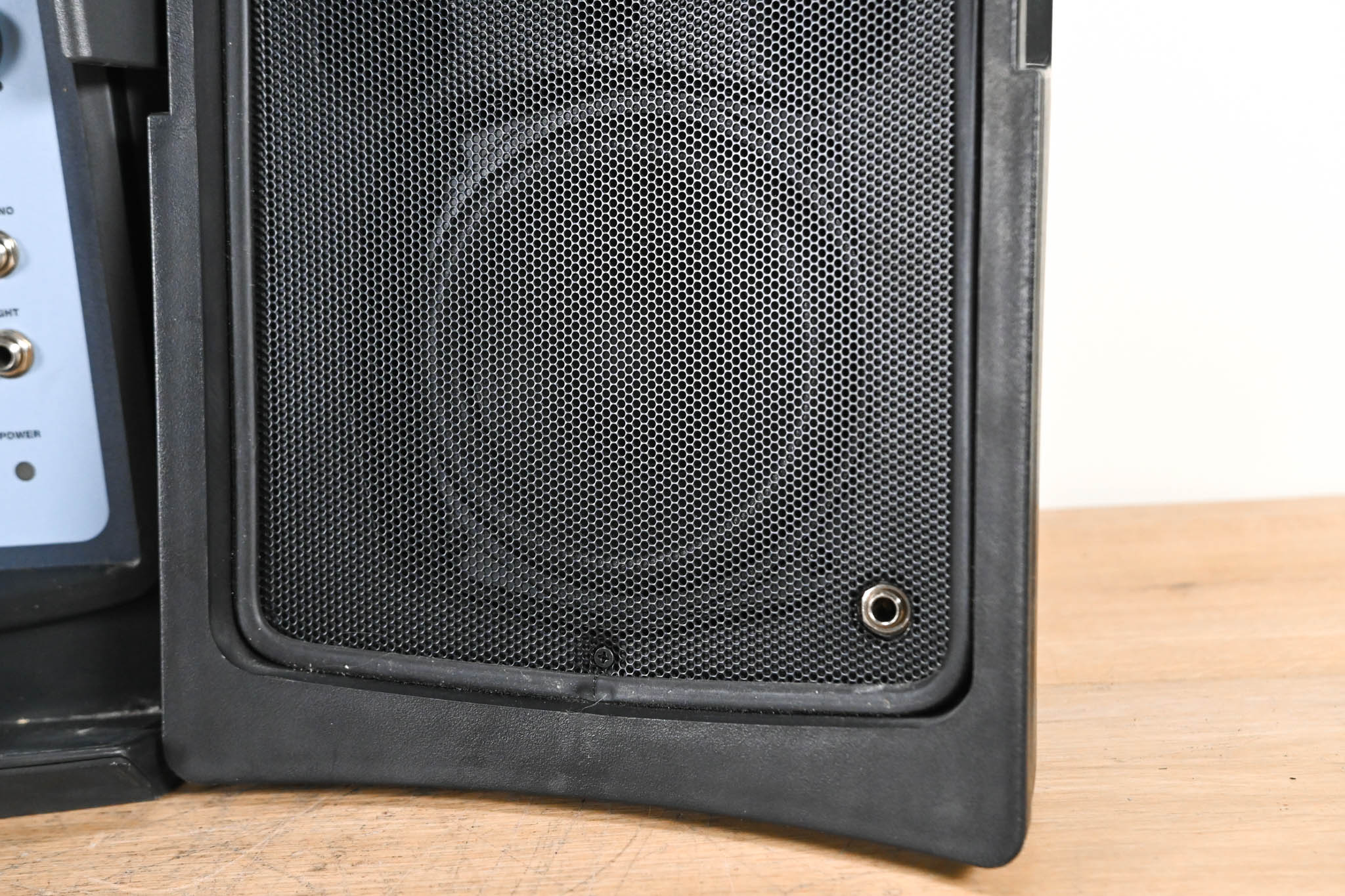 Fender Passport 150 Pro 4-Channel Portable PA System