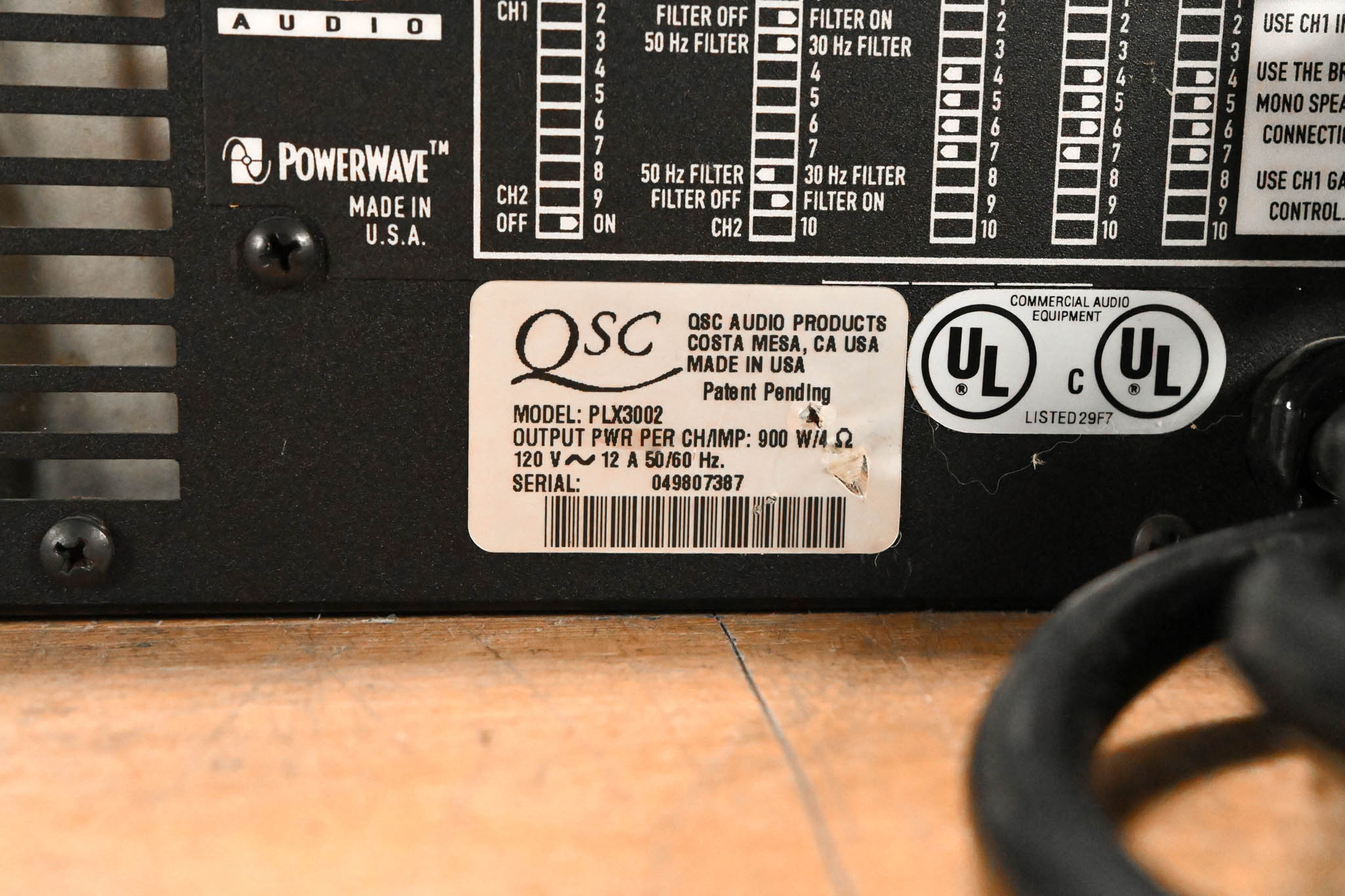 QSC PLX3002 2-Channel Power Amplifier