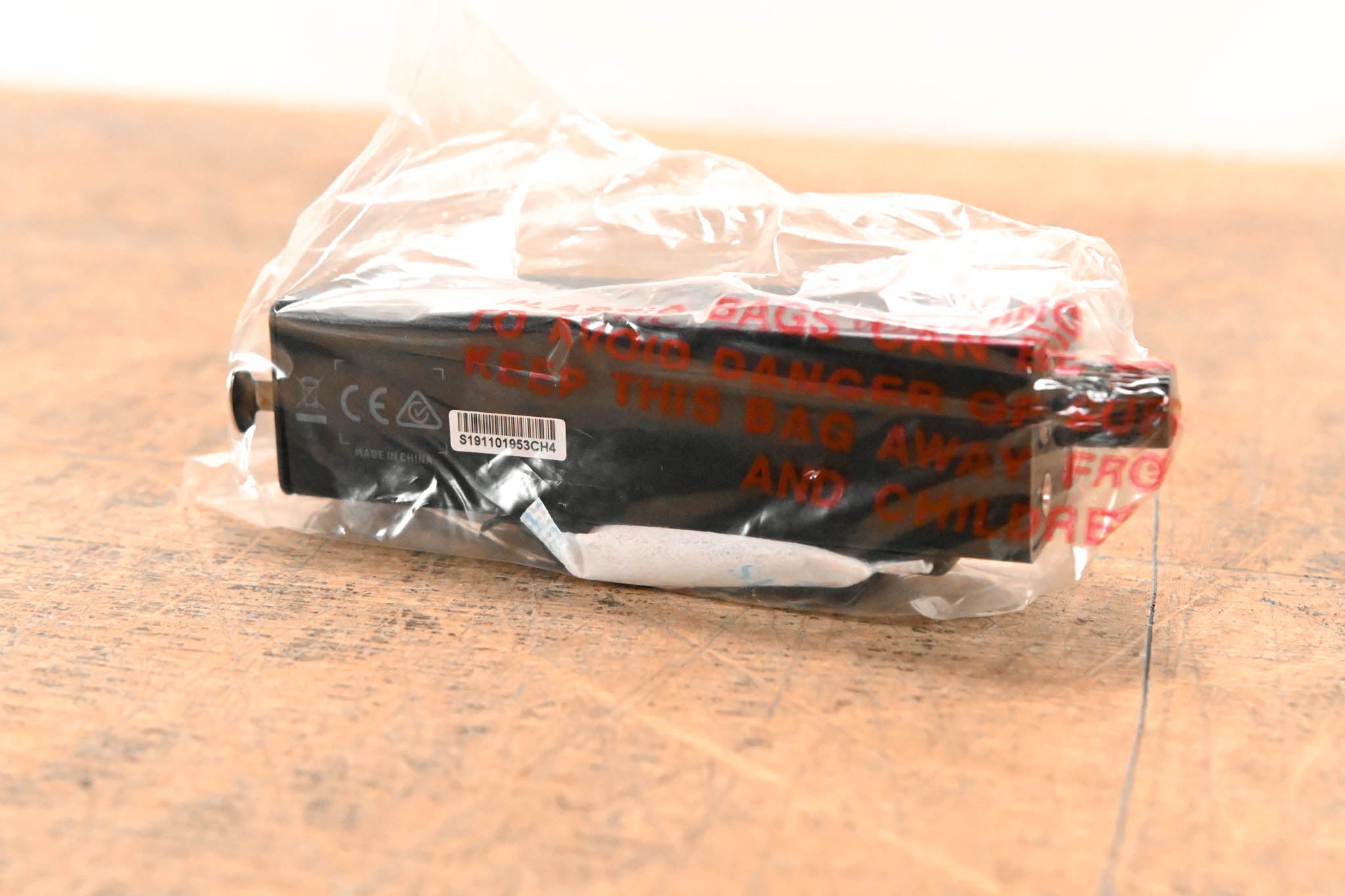 Behringer Powerplay P2 Personal In-Ear Monitor Amplifier