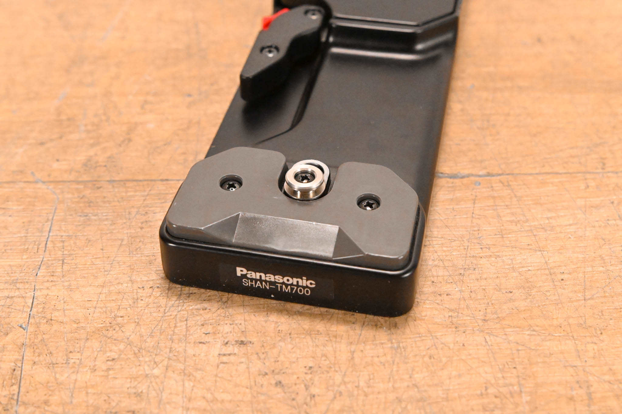 Panasonic SHAN-TM700 Quick Release Tripod Adapter