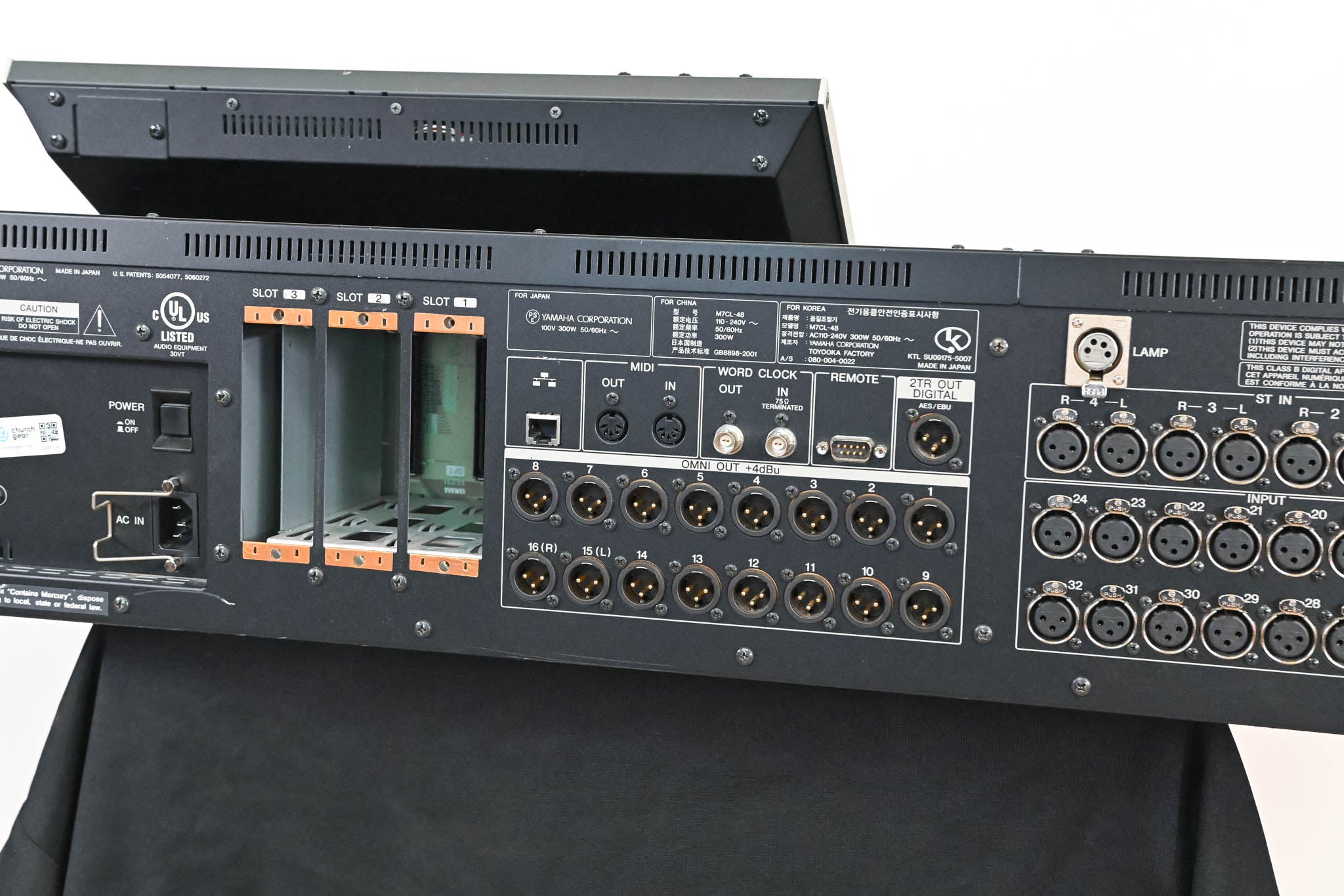 Yamaha M7CL-48 48-Channel Digital Audio Mixing Console