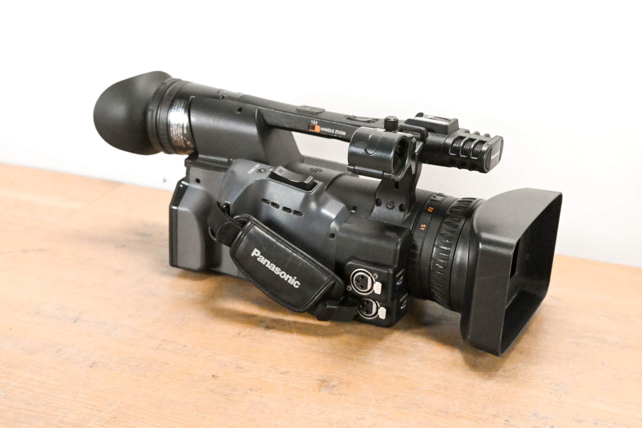 Panasonic AG-HMC150P AVCCAM Camcorder