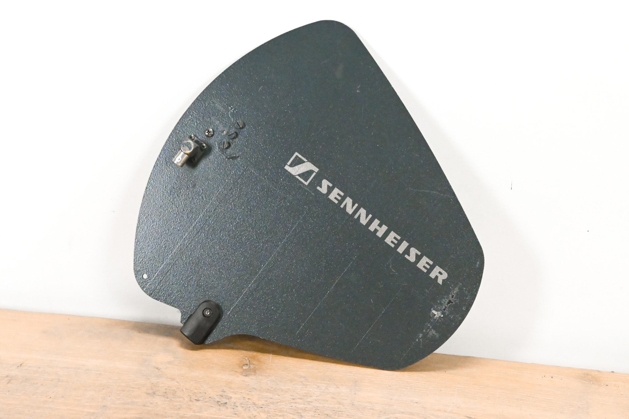 Sennheiser A12AD-UHF Active Antenna 584-608 MHz