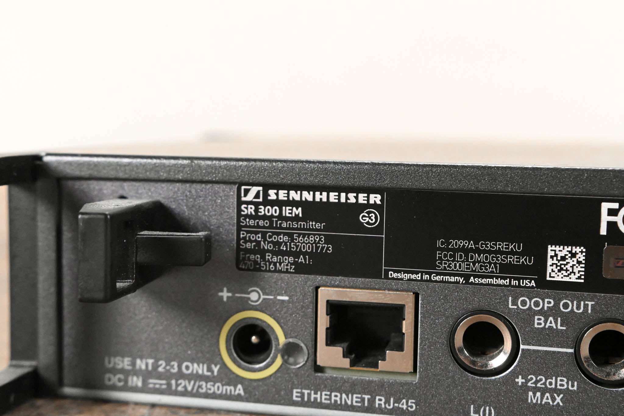 Sennheiser SR 300 IEM G3 Wireless Transmitter 470-516MHz NO POWER SUPPLY