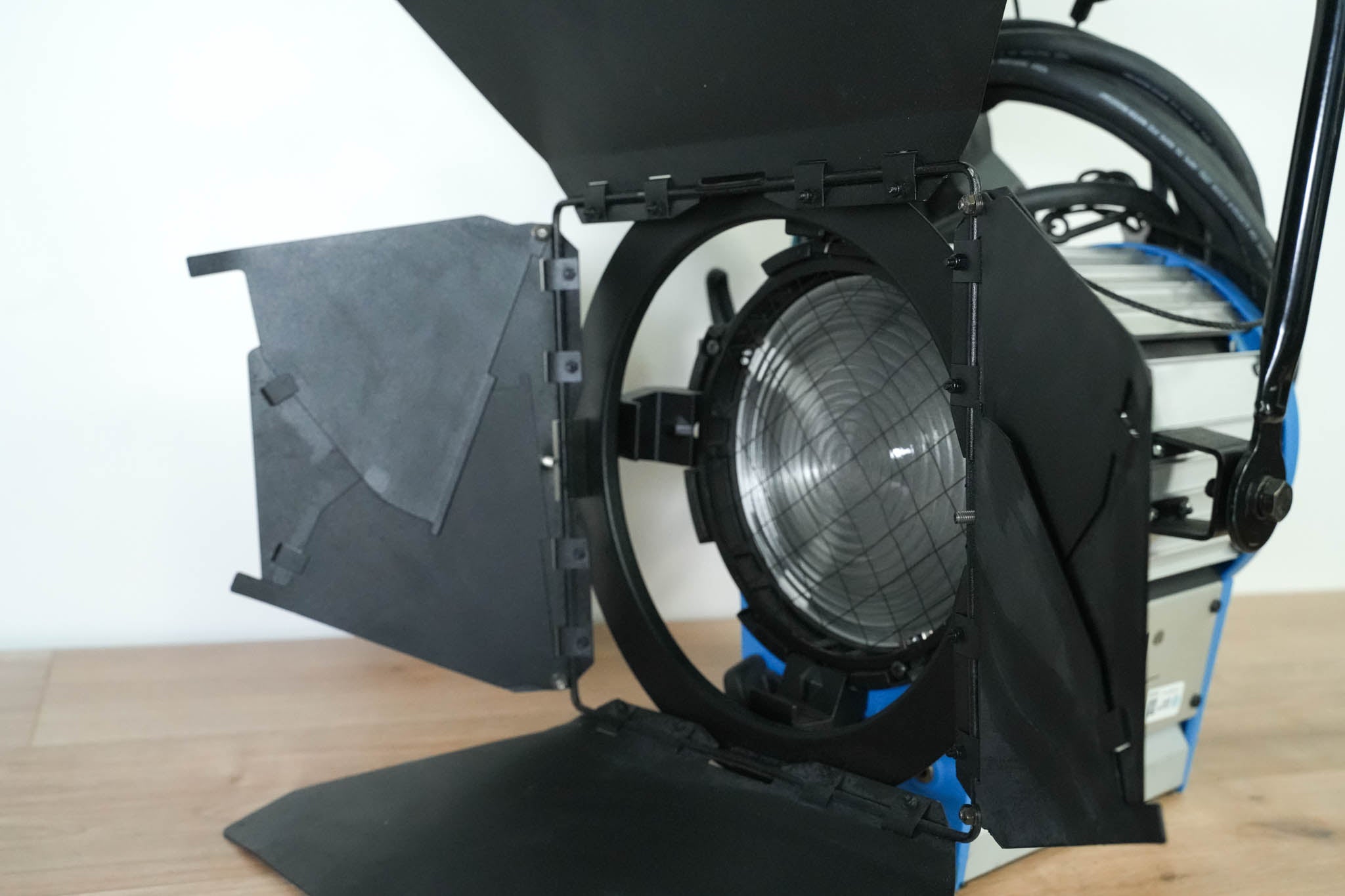 ARRI 2000 Fresnel Light Fixture