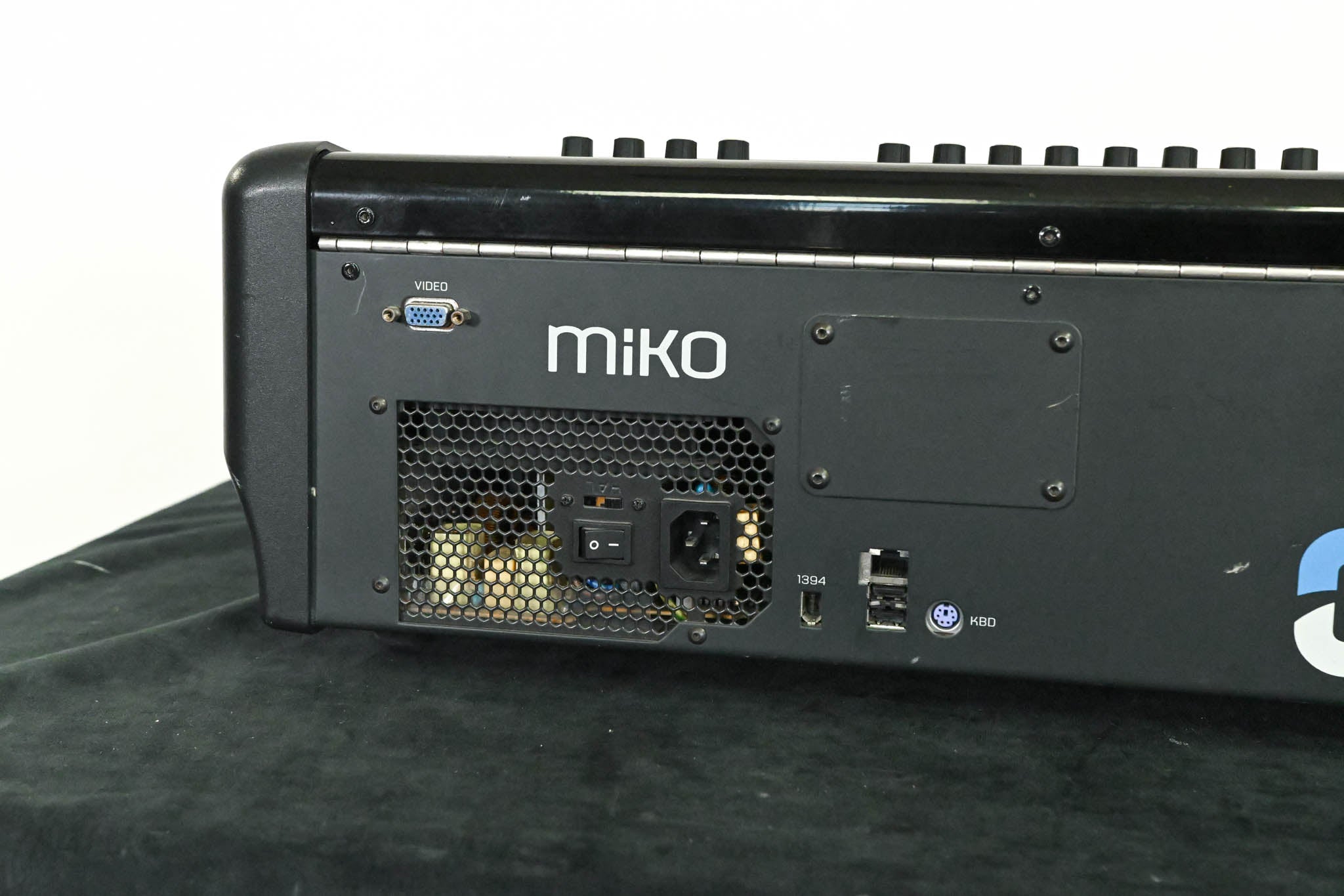 Open Labs MIKO LXD Portable 37-Key Keyboard Workstation w/ Road Case