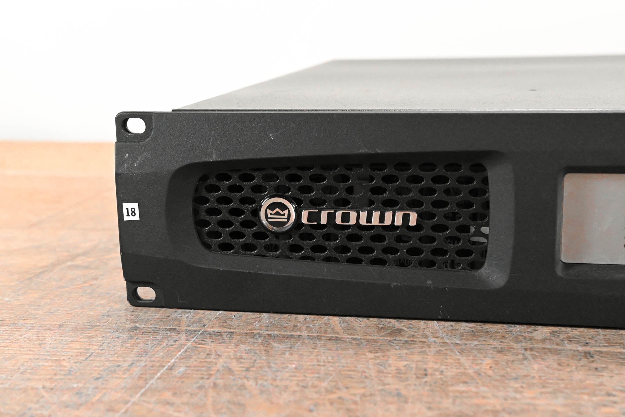 Crown DCi 2|2400N 2-Channel, 2400W @ 4 ohms Power Amplifier w/ BLU link