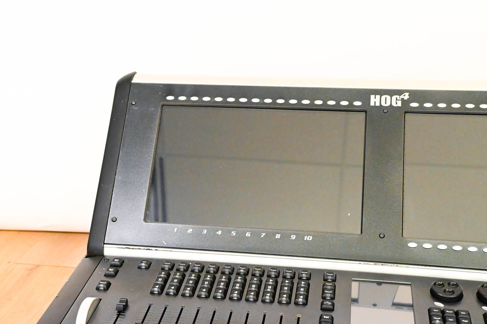 High End Systems Hog 4 Lighting Control Console with Road Case