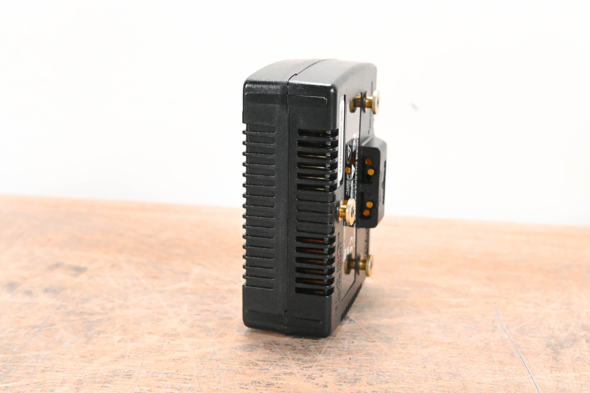 Anton Bauer Tandem-70 On-Camera AC Power/Charger