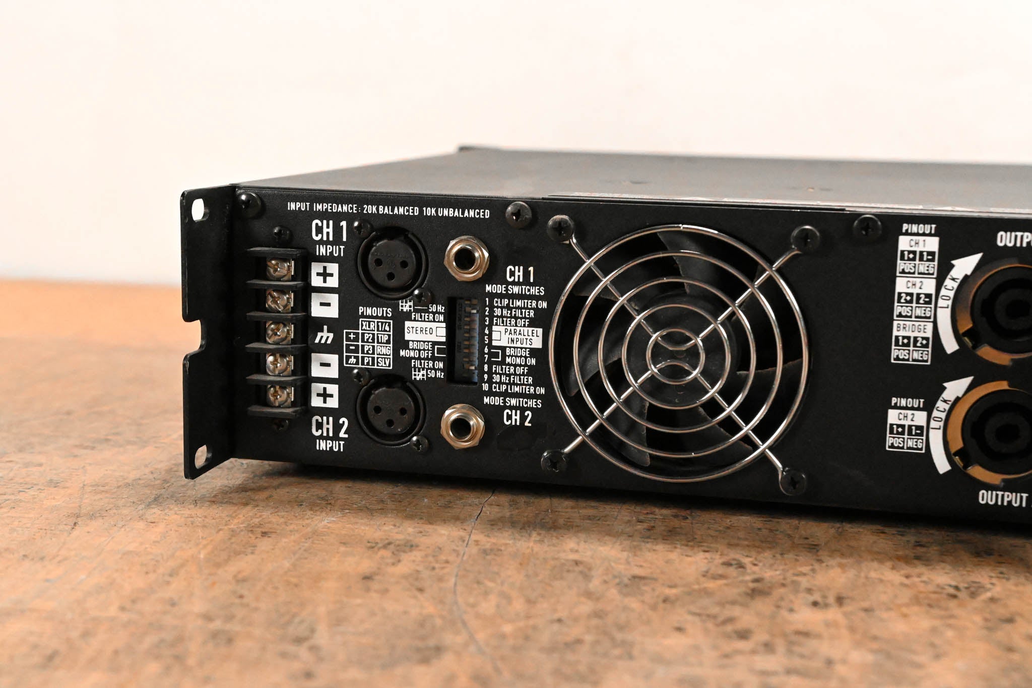 QSC RMX1450 2-Channel Power Amplifier