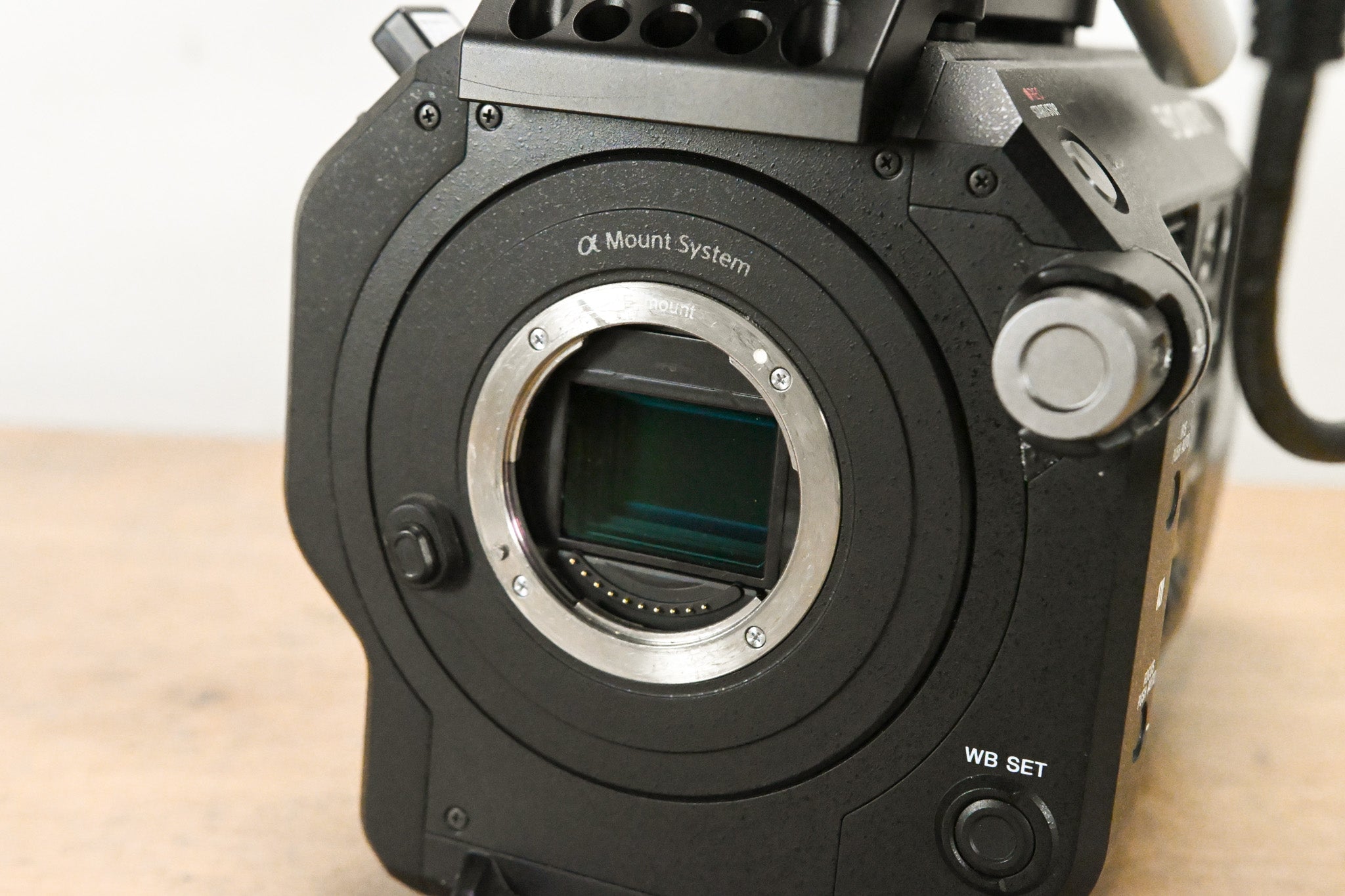 Sony PXW-FS7 XDCAM Super 35 Professional Camcorder