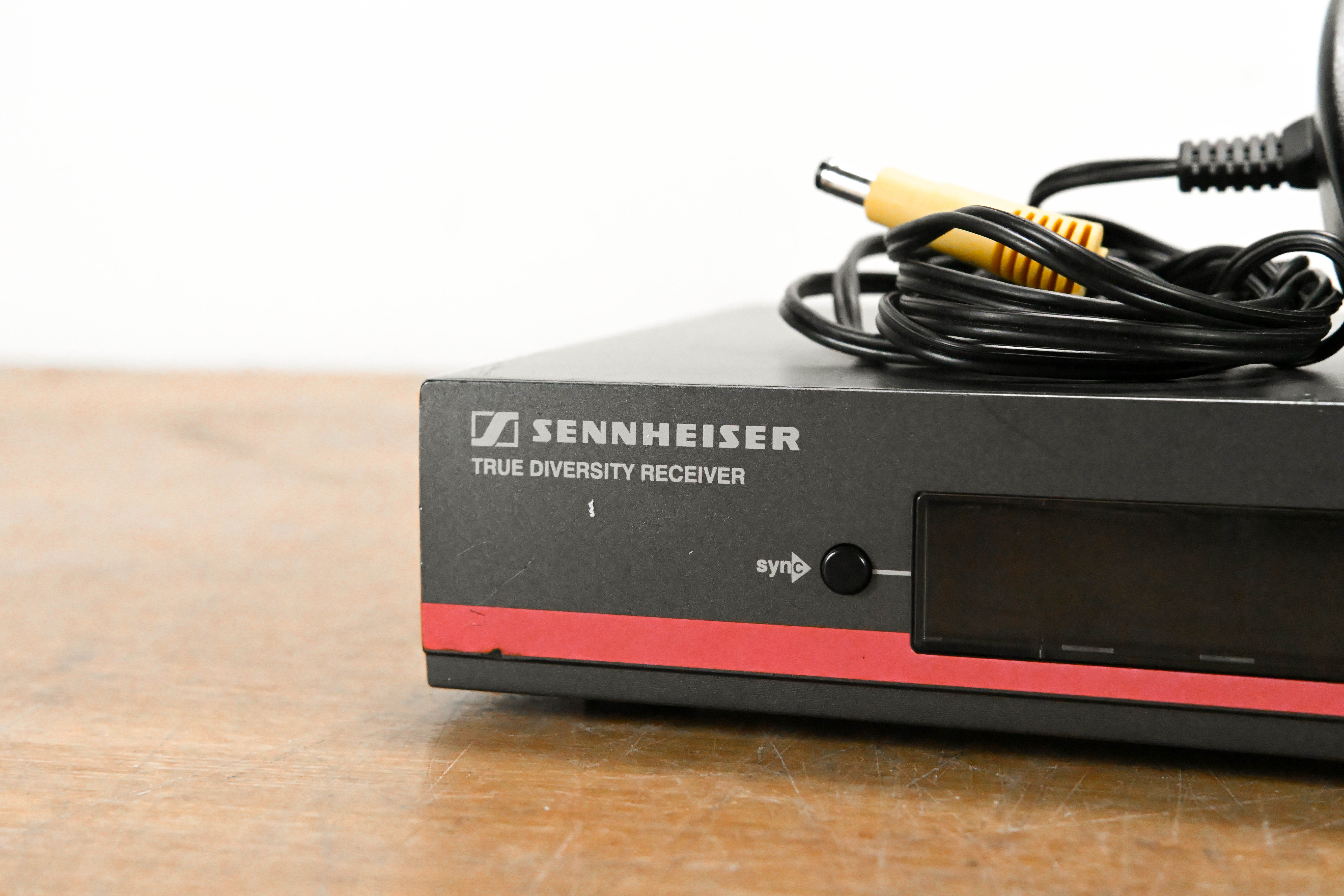 Sennheiser ew 100 G3 Handheld Wireless System A2 Range - 518-554 MHz