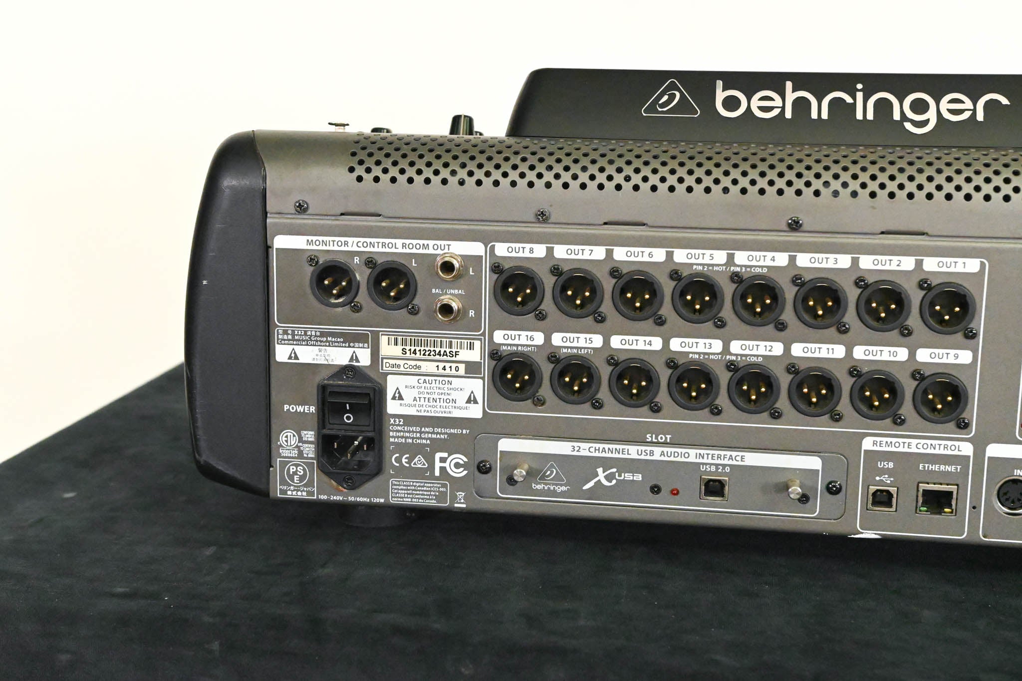 Behringer X32 40-Channel Digital Mixing Console