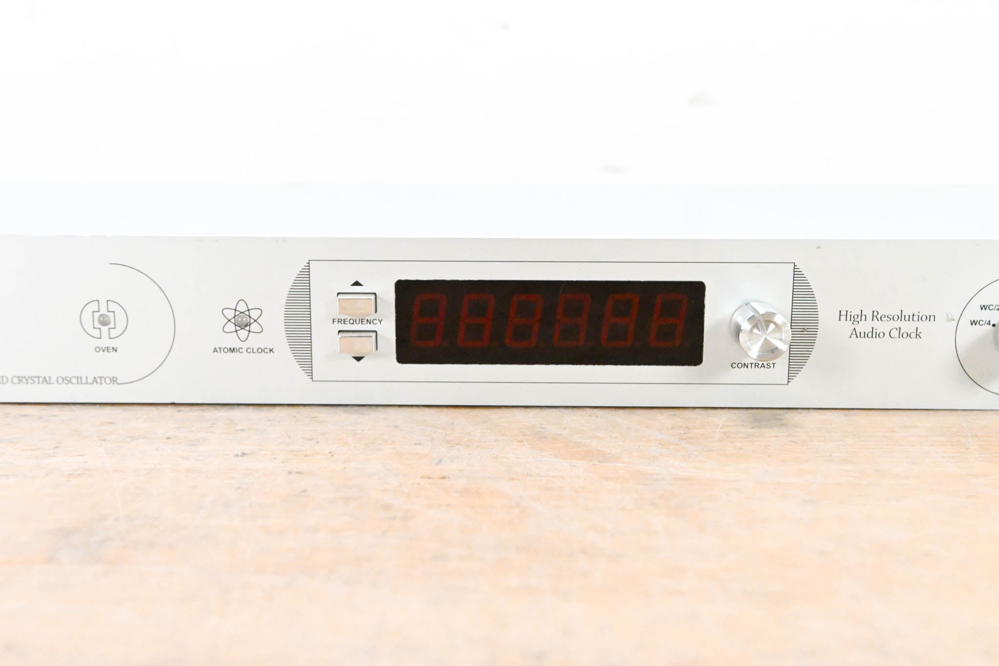 Antelope Audio Isochrone OCX Audio Master Clock