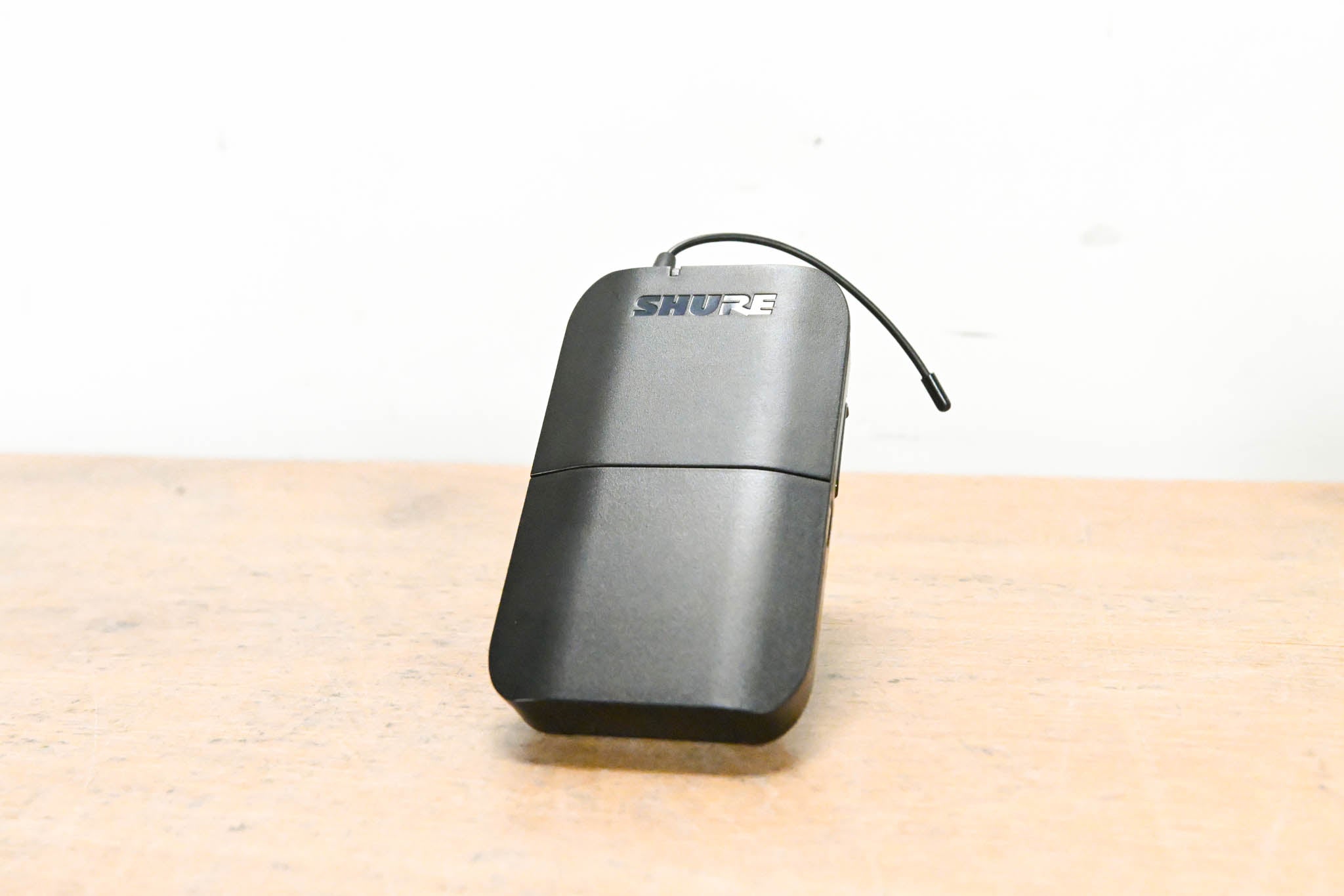 Shure BLX14 Bodypack Wireless System - H9 Band: 512-542 MHz (NO PSU)