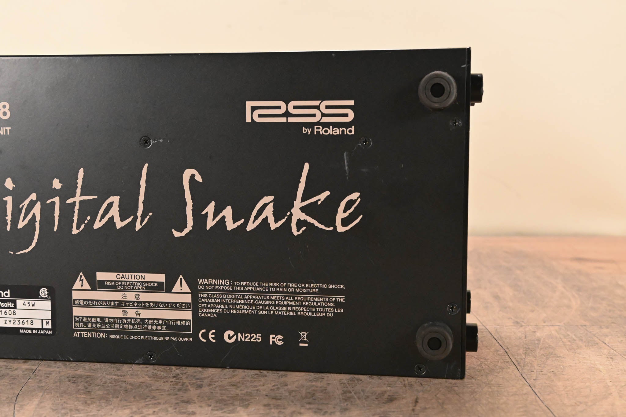 Roland S-1608 16 x 8 Stage Unit