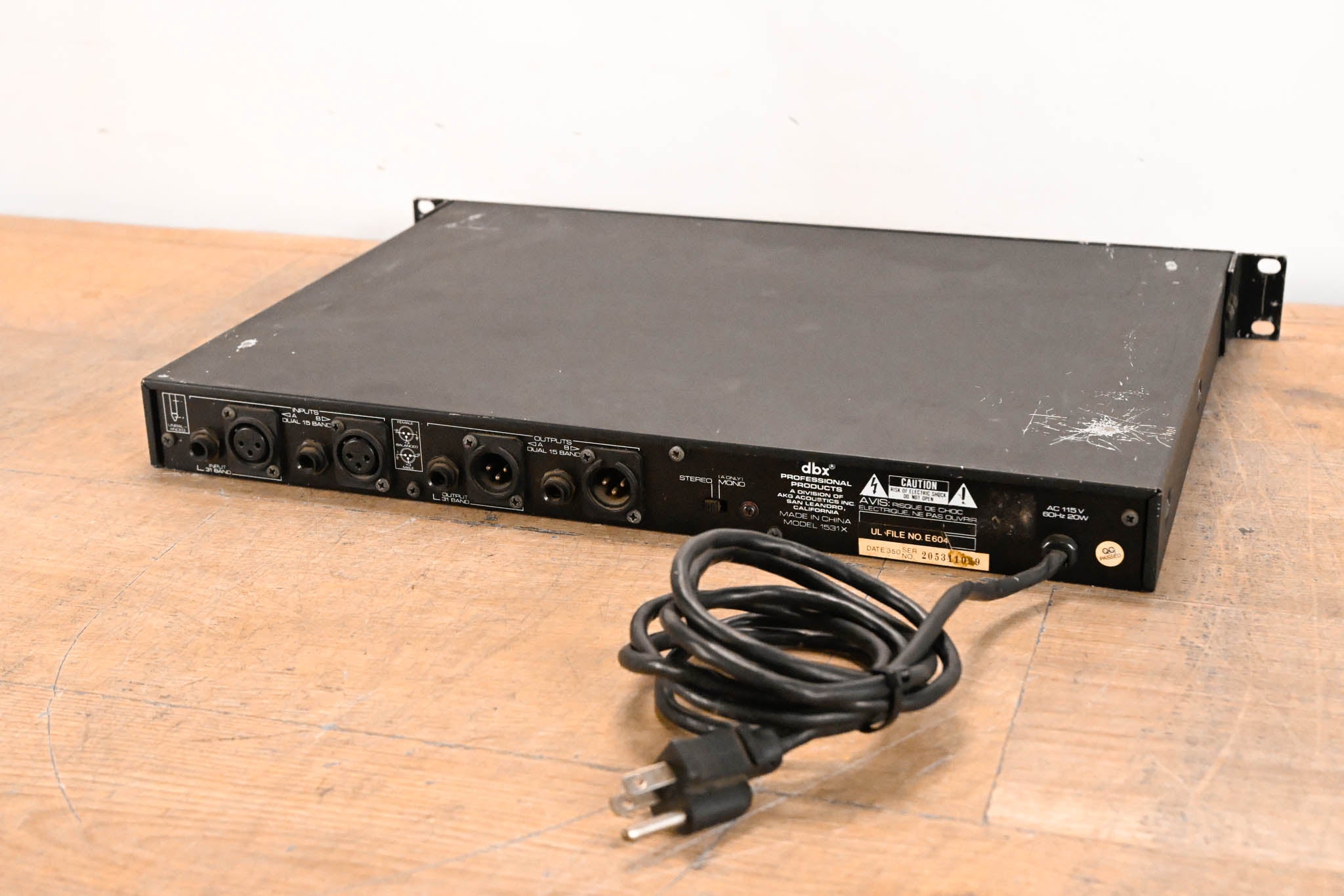 dbx 1531X Dual 31-Band Graphic Equalizer with Mono/Stereo Switch