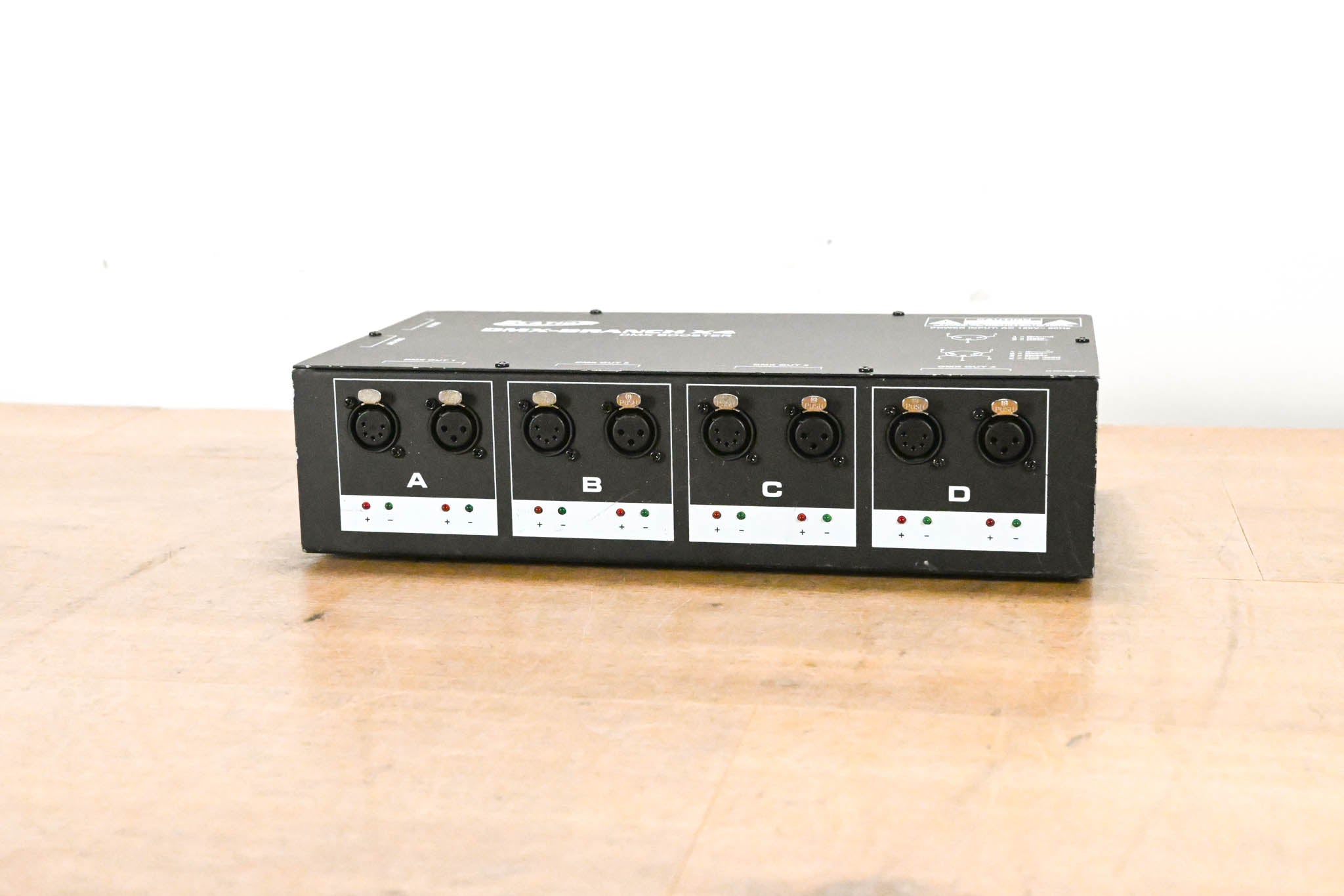 Elation DMX-Branch/4 4-Way 3-pin and 5-pin DMX Distributor