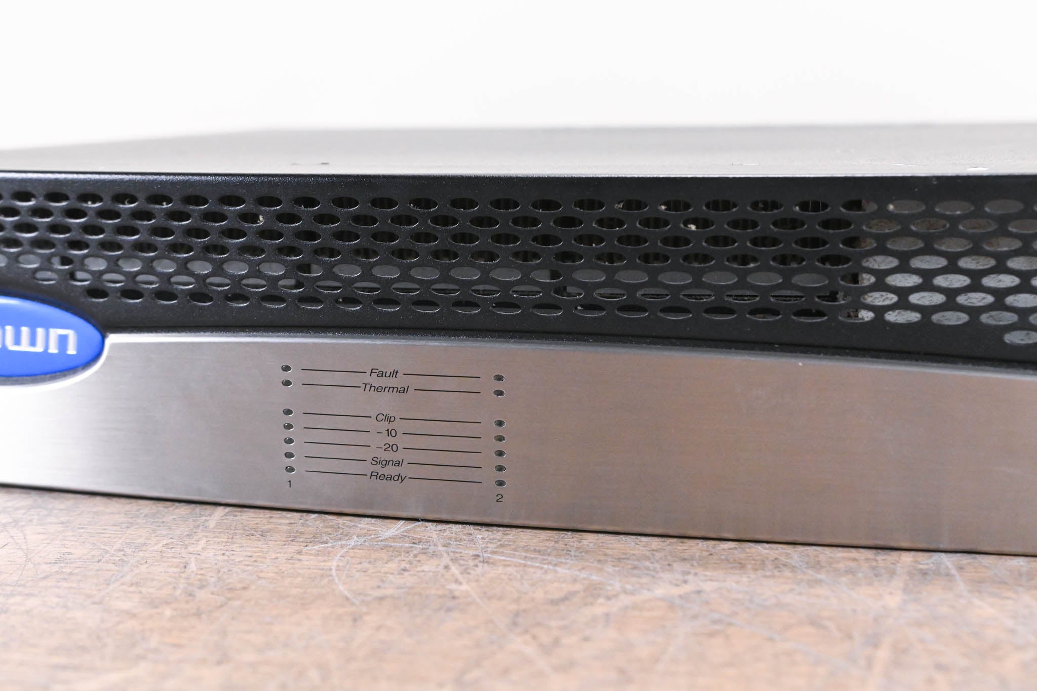 Crown CTs 3000 2-Channel Power Amplifier