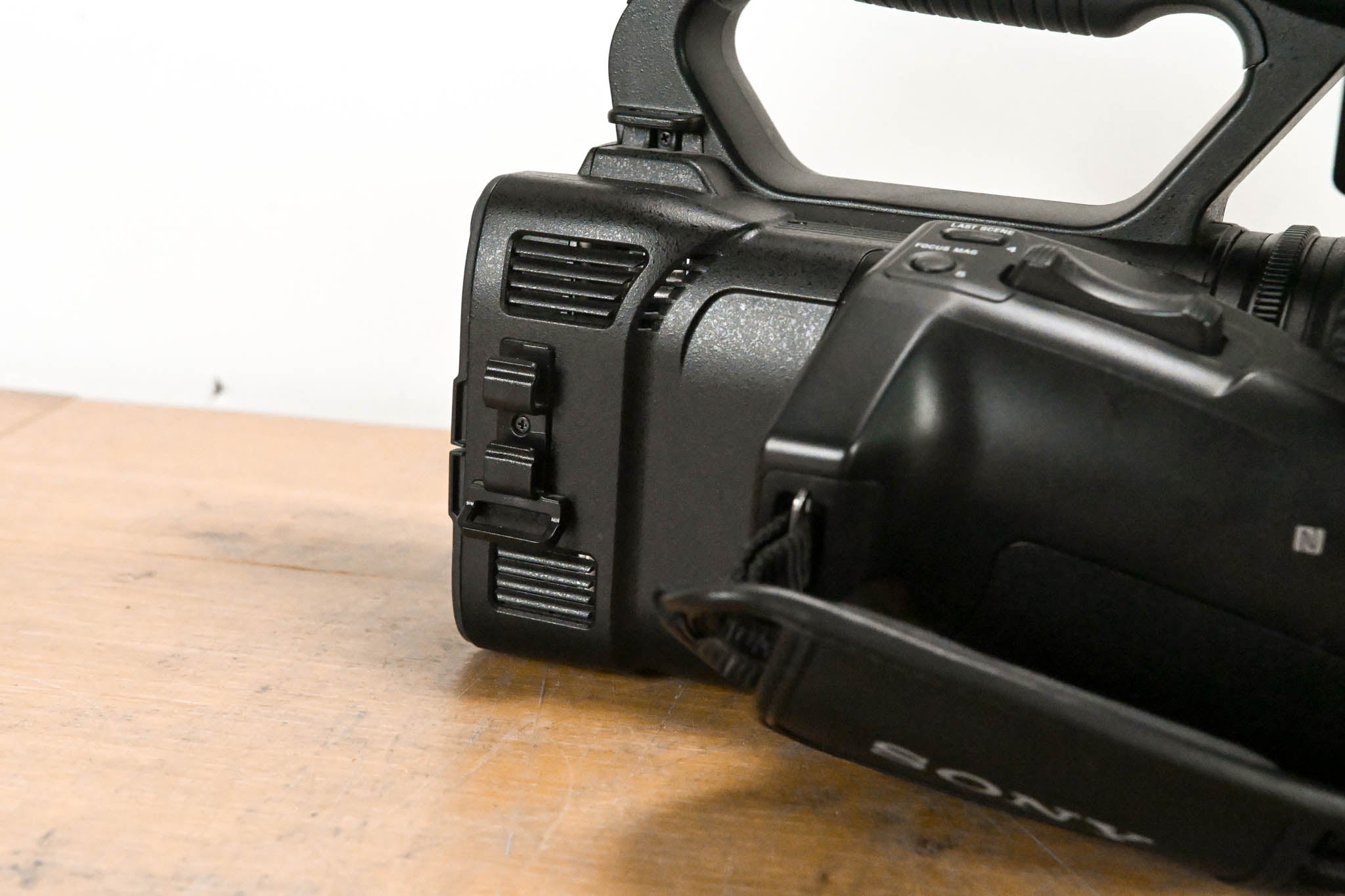 Sony PXW-Z150 Compact 4K Handheld XDCAM Professional Camcorder